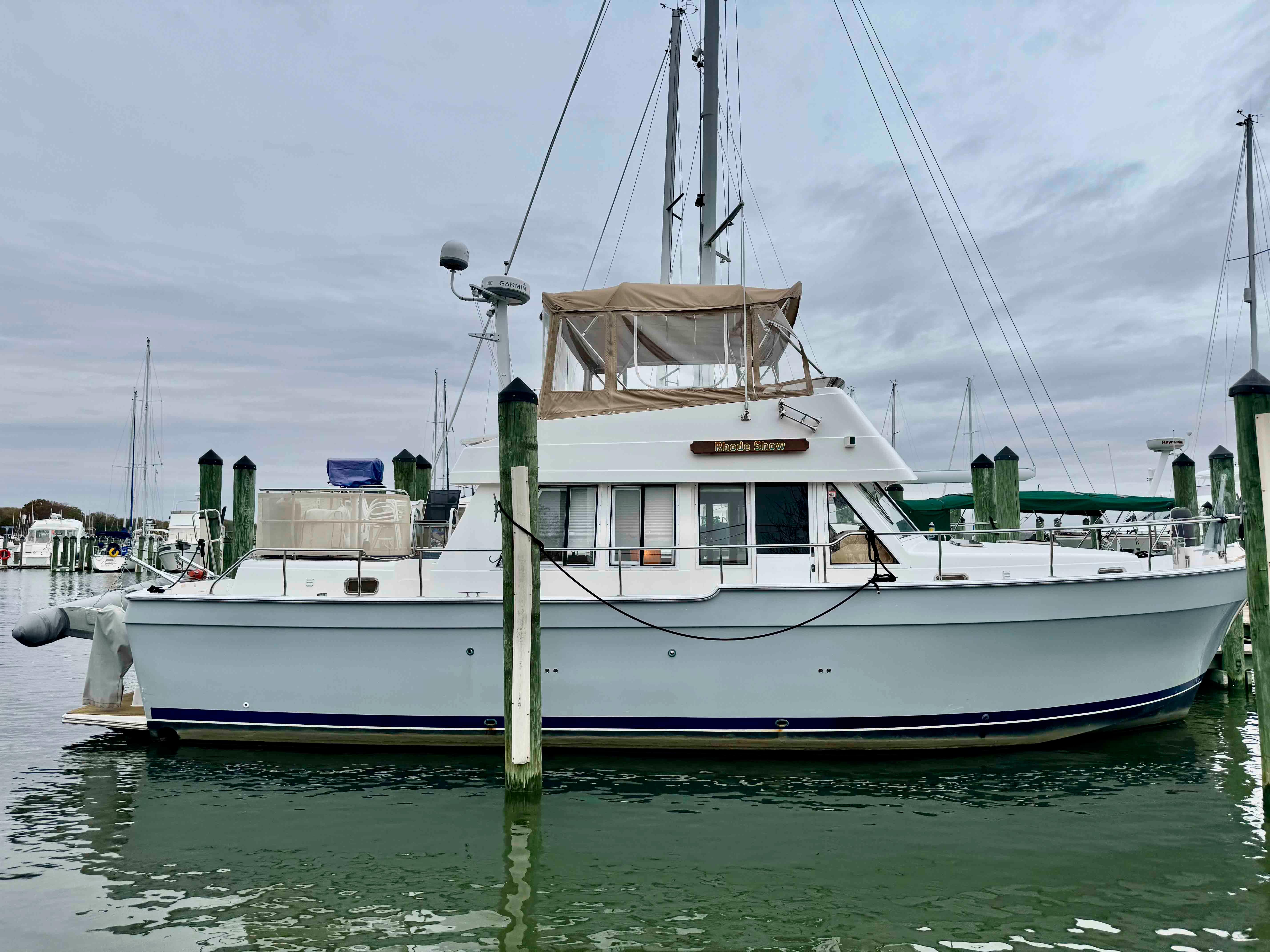  Knot 10 Yacht Sales