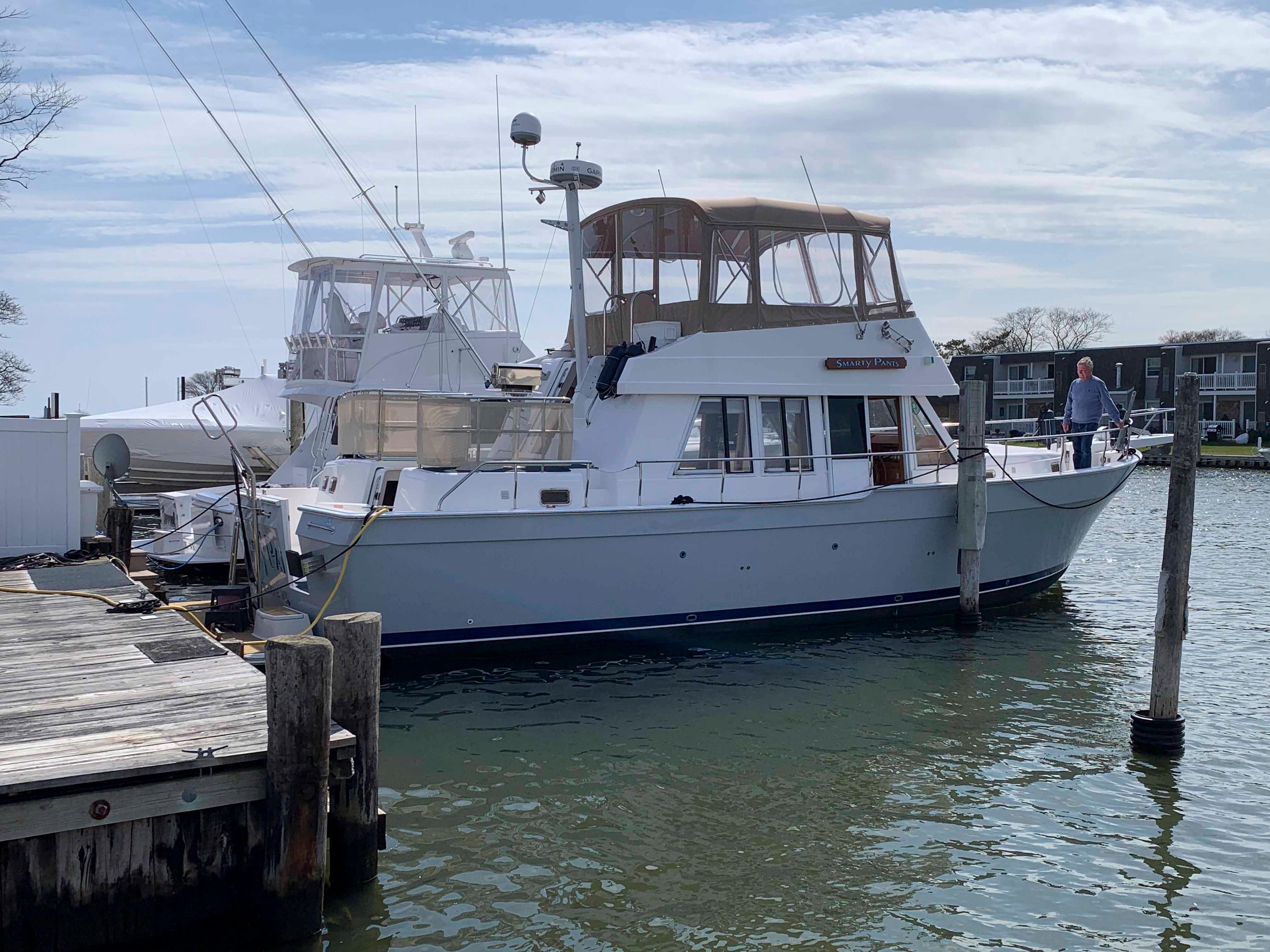  Knot 10 Yacht Sales