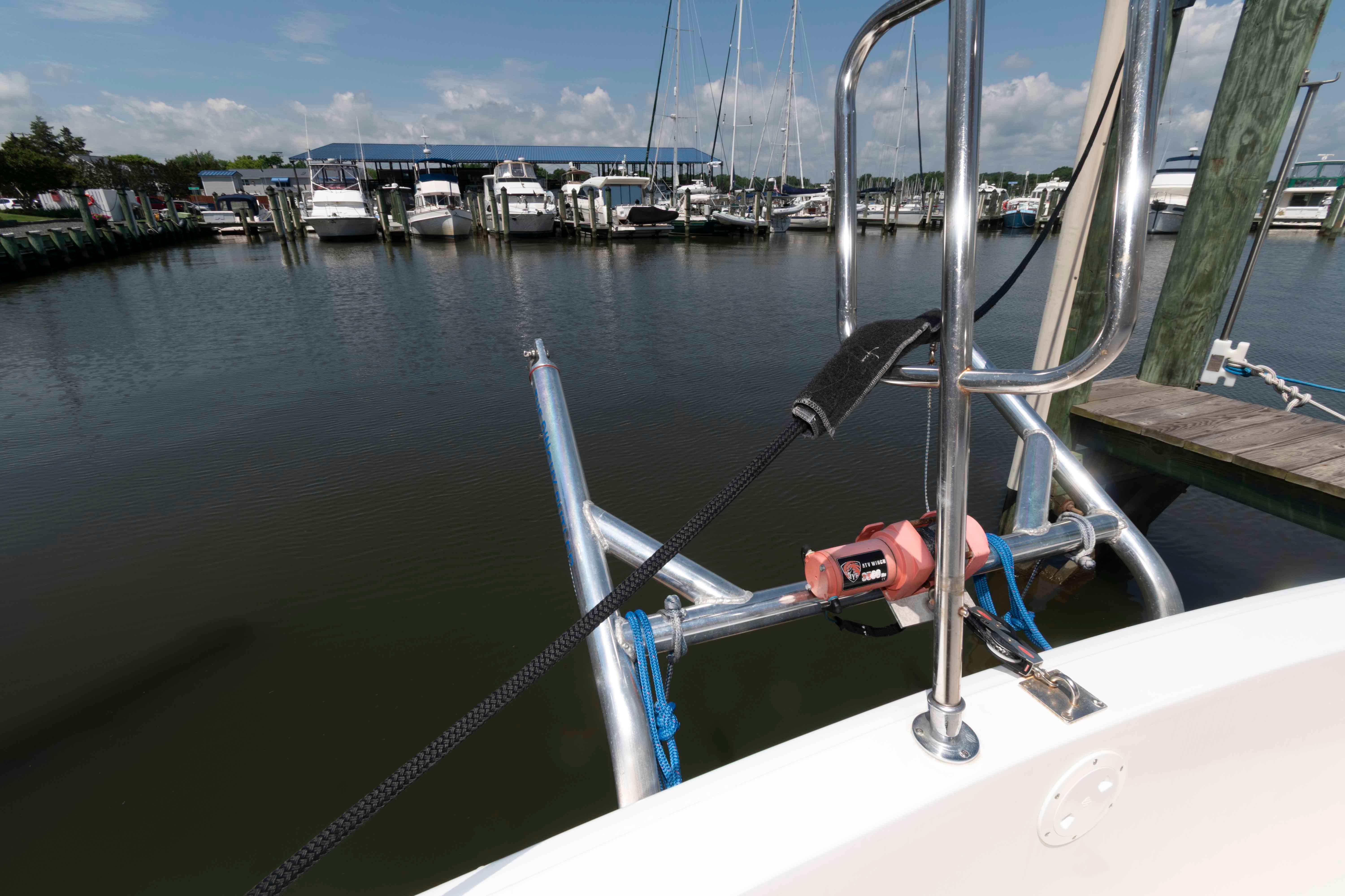  Knot 10 Yacht Sales