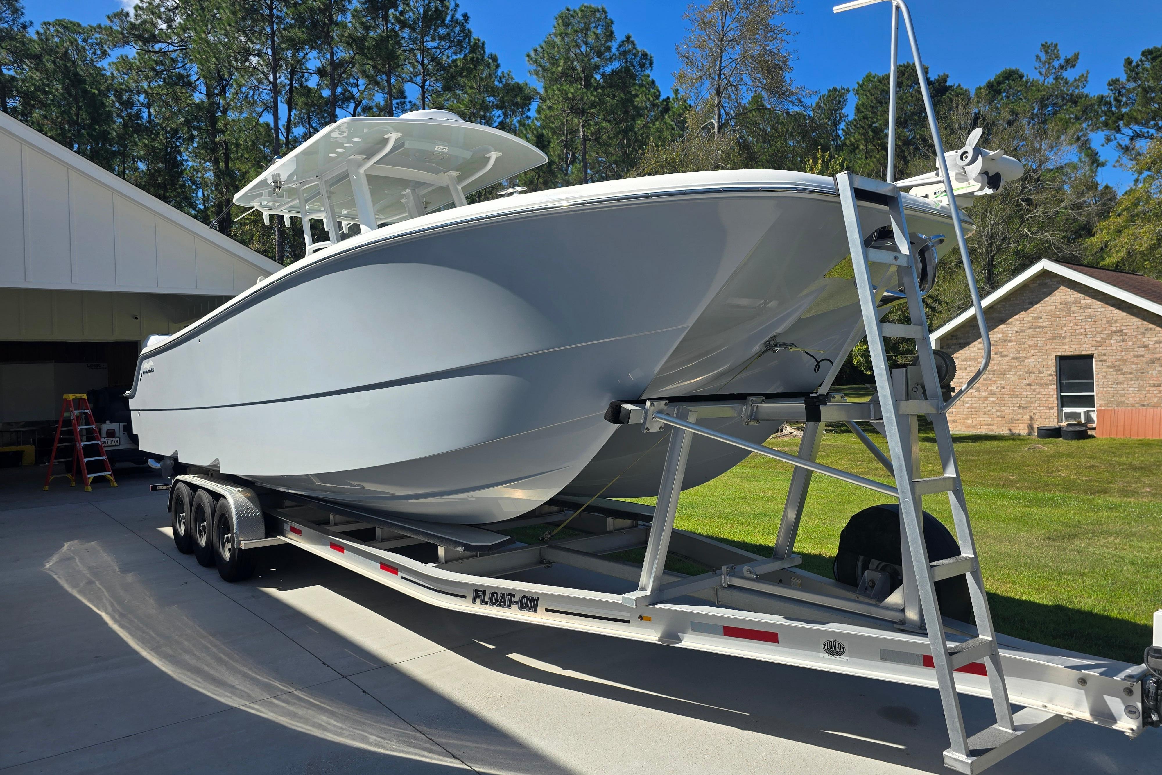 Invincible 33 Catamaran