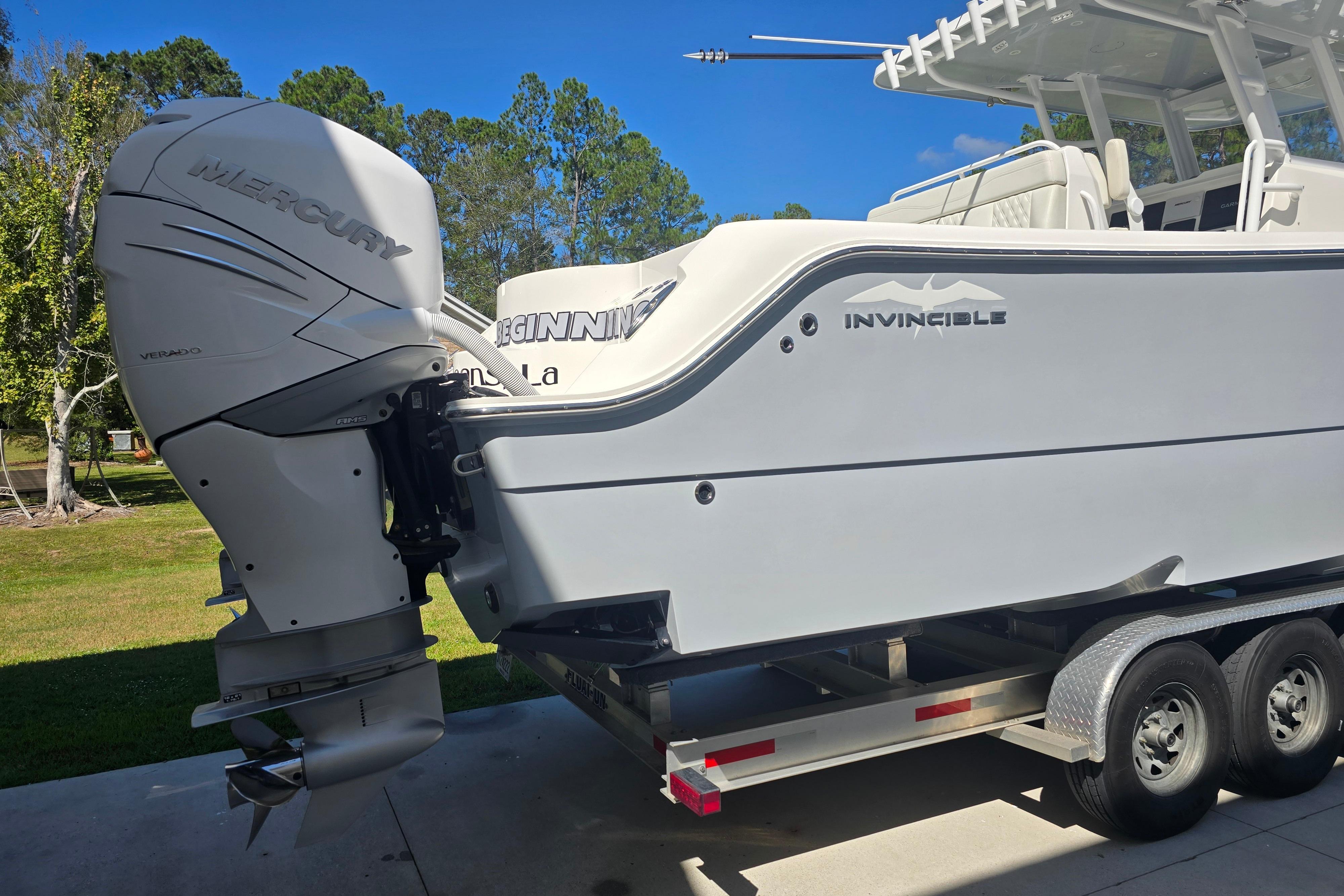 Invincible 33 Catamaran