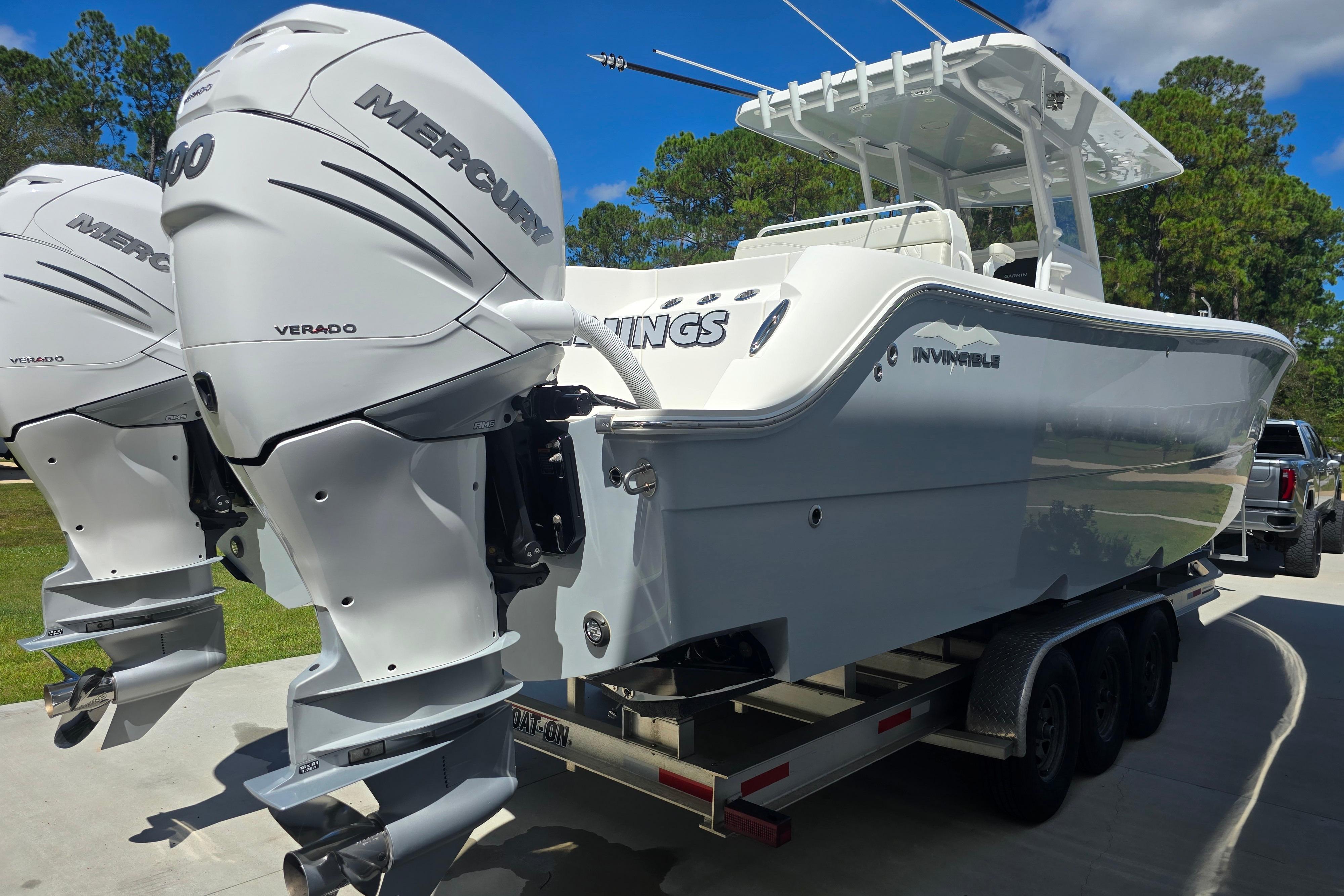 Invincible 33 Catamaran