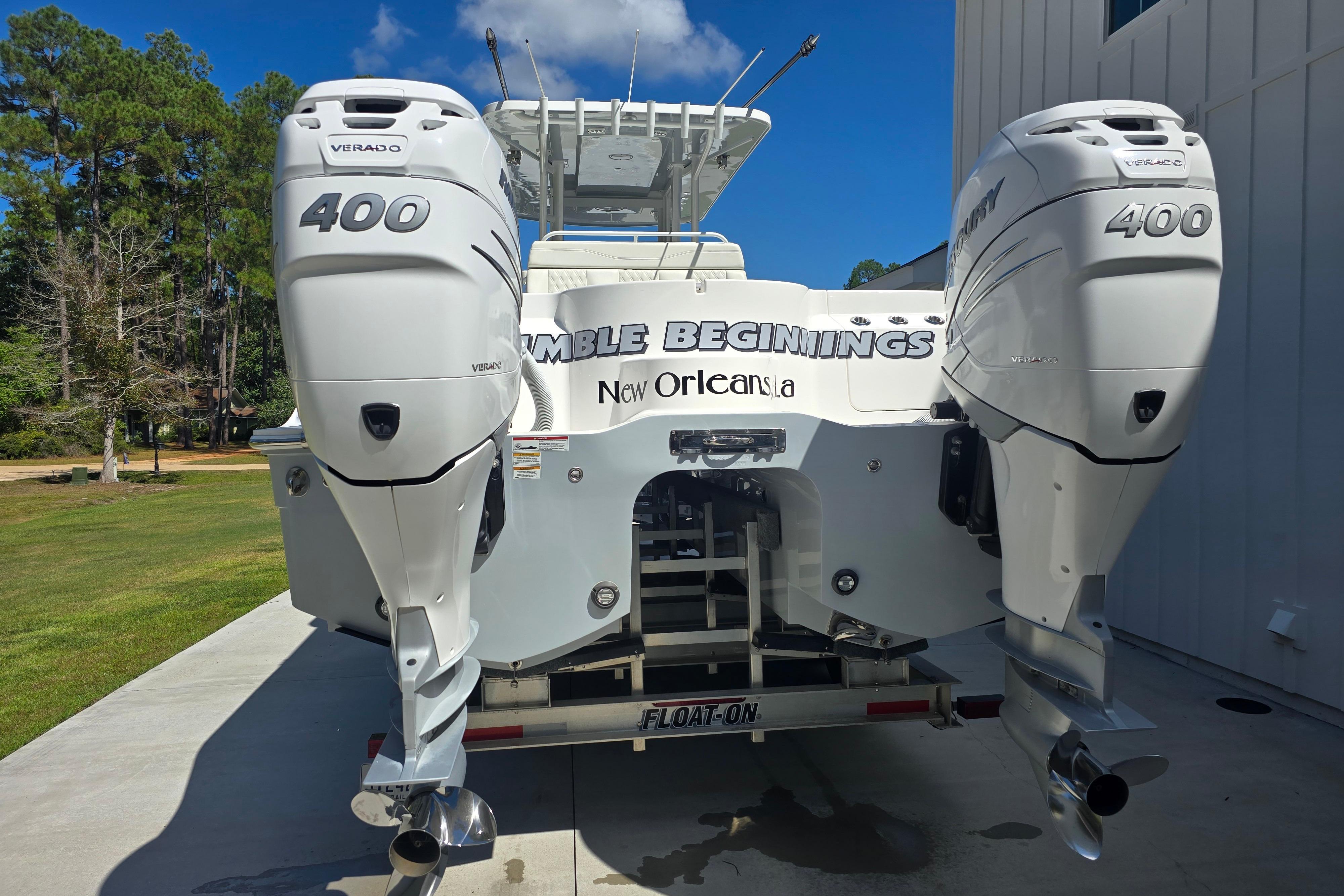 Invincible 33 Catamaran