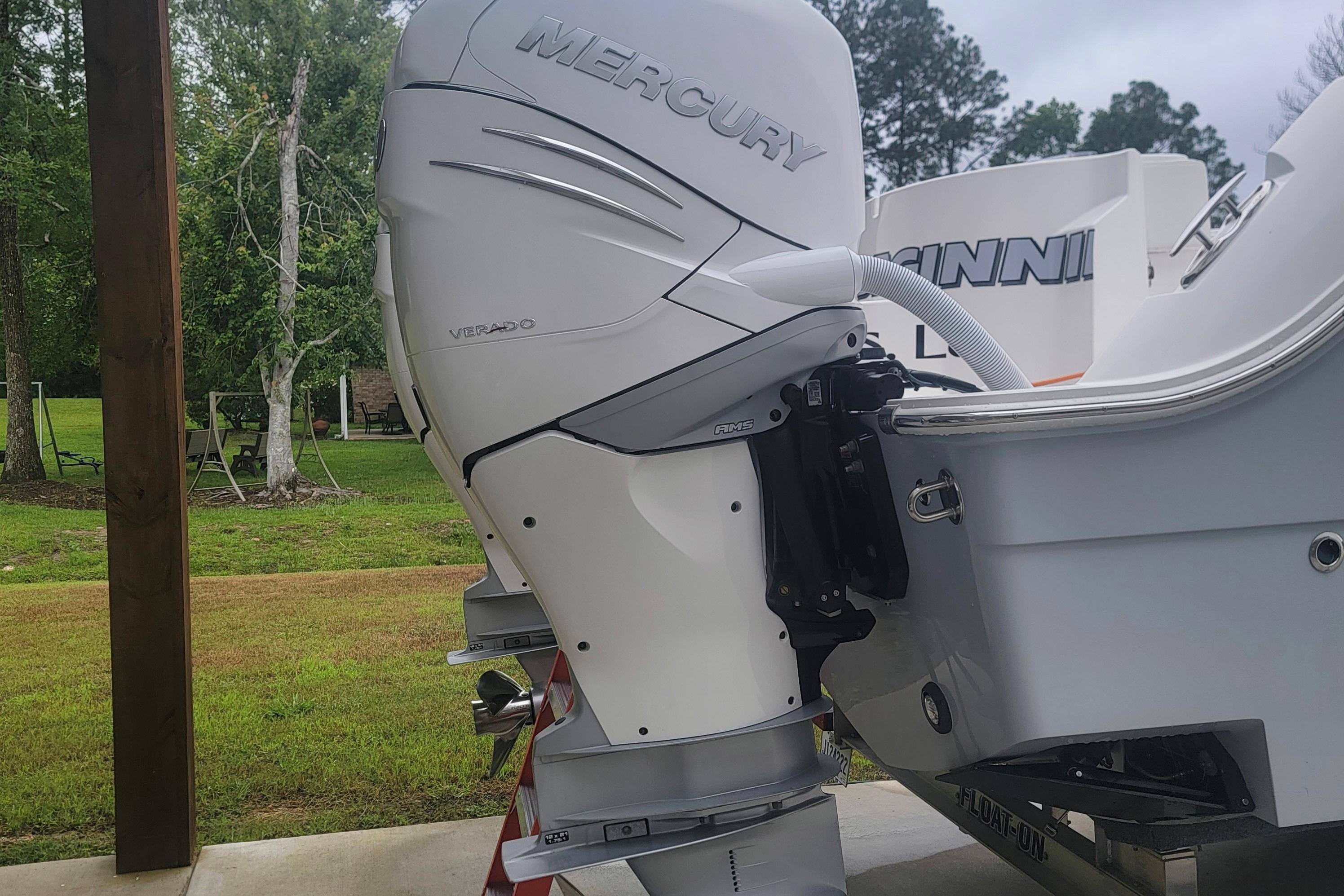 Invincible 33 Catamaran