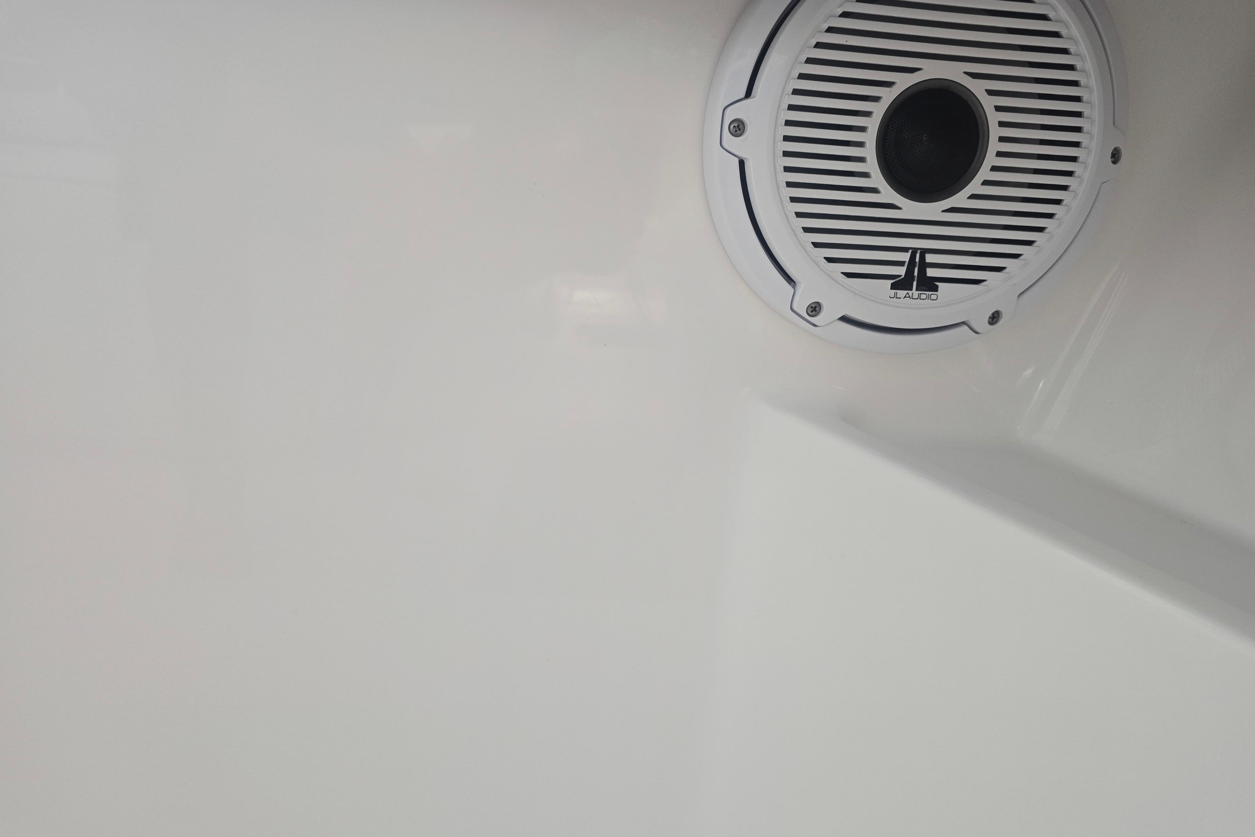 Invincible 33 Catamaran