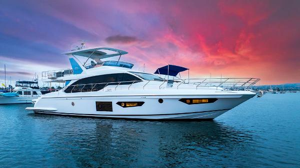 2020 Azimut 66