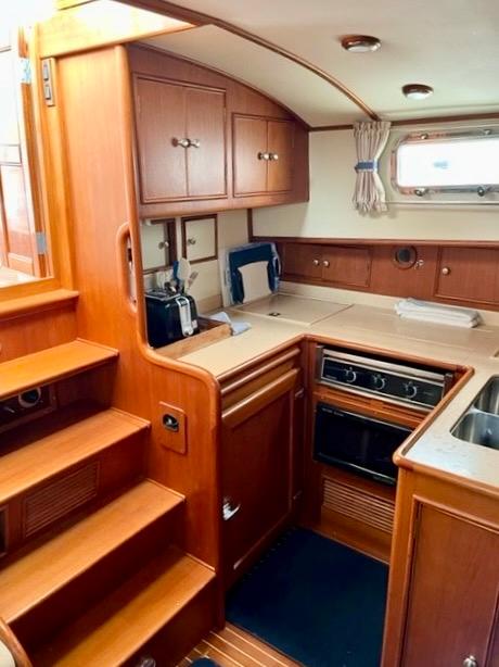 43 ft Eastbay 43 HX Galley