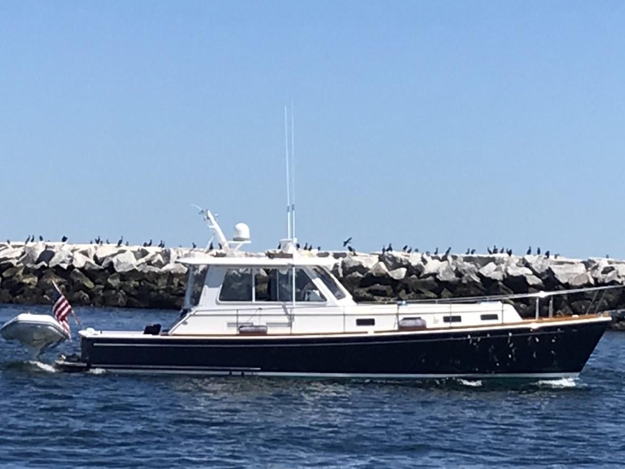 43 ft Eastbay 43 HX Starboard, Profile