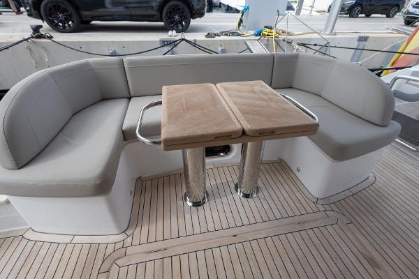 Princess Motor Yacht Sales - Used Princess F55