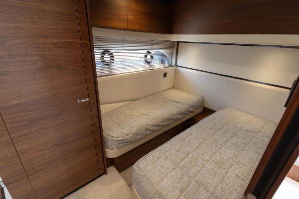 Princess Motor Yacht Sales - Used Princess F55