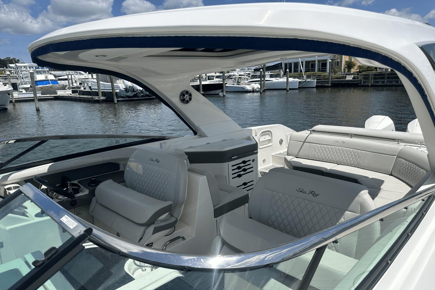 2022-sea-ray-310-slx-outboard-power-9684023-982772275-0-160620250943-1