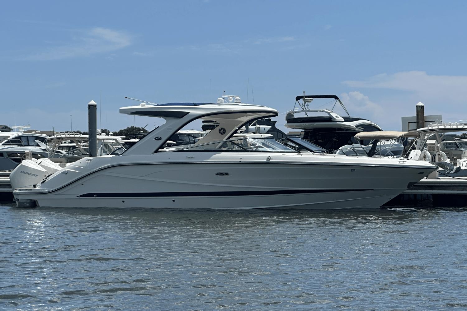 2022-sea-ray-310-slx-outboard-power-9684023-982772277-0-160620250943-4