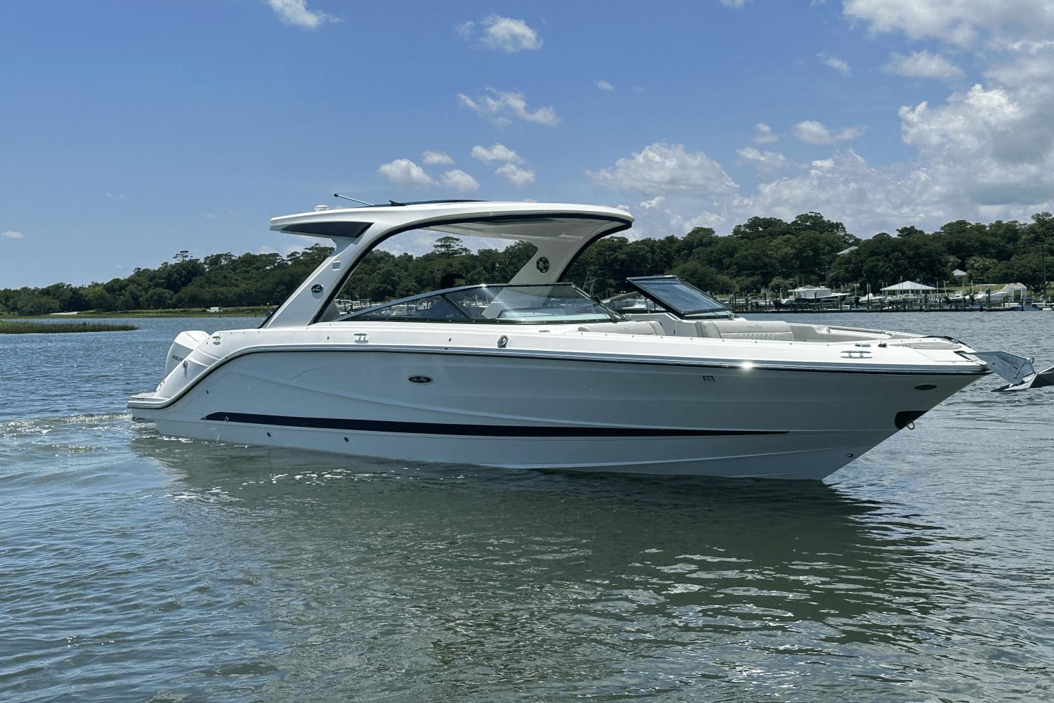 2022-sea-ray-310-slx-outboard-power-9684023-982778618-0-160620251120-12