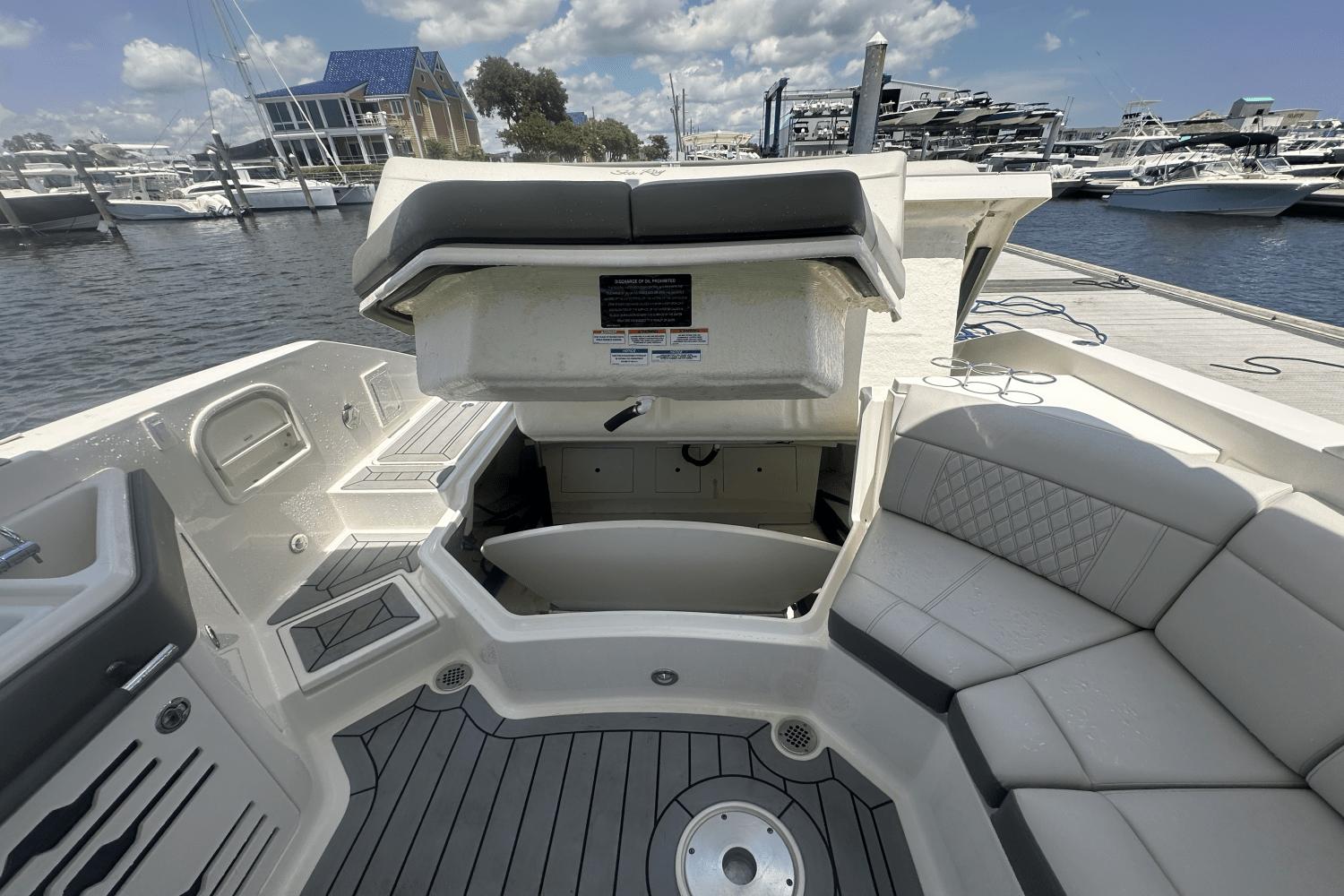 2022-sea-ray-310-slx-outboard-power-9684023-982778619-0-160620251120-3