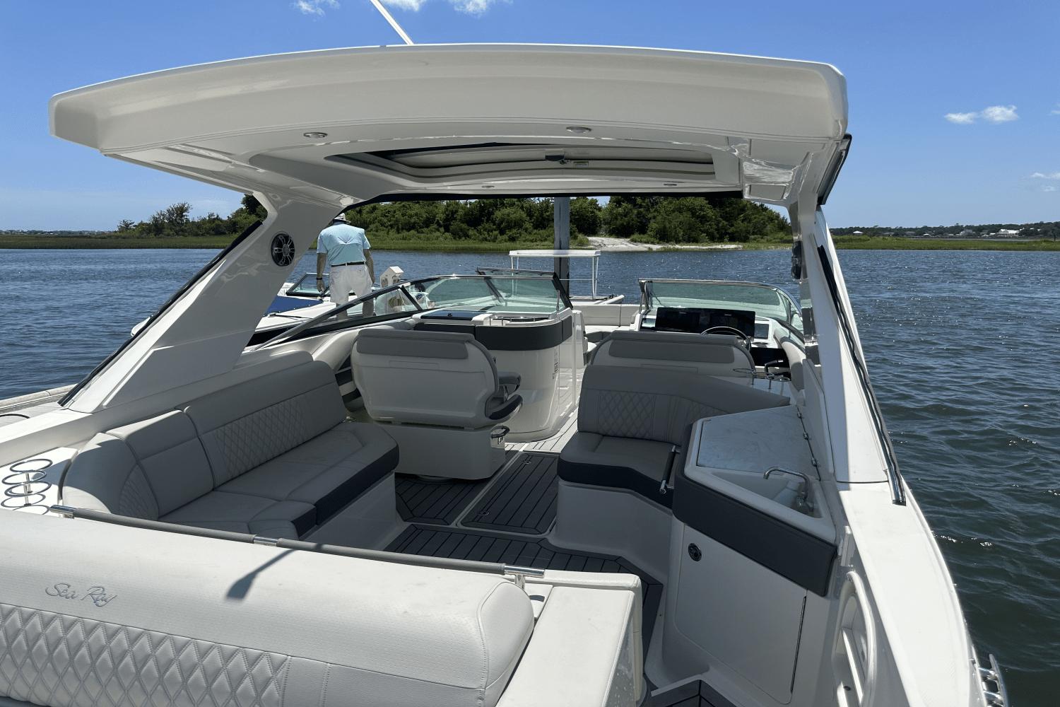 2022-sea-ray-310-slx-outboard-power-9684023-982778621-0-160620251120-4