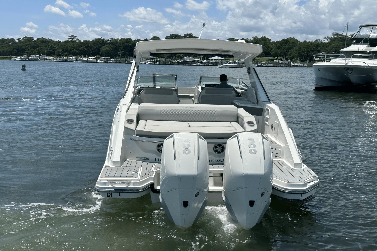 2022-sea-ray-310-slx-outboard-power-9684023-982778628-0-160620251120-14