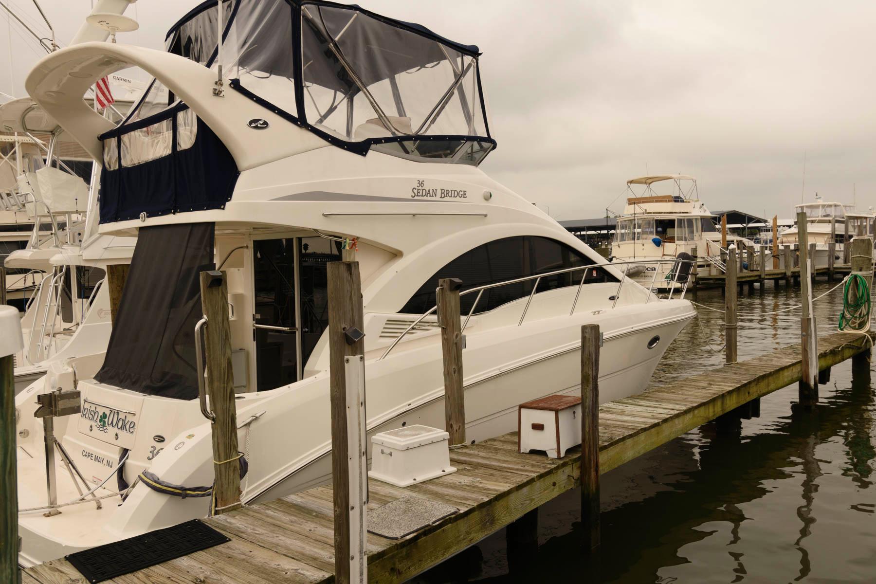M 6509 SK Knot 10 Yacht Sales