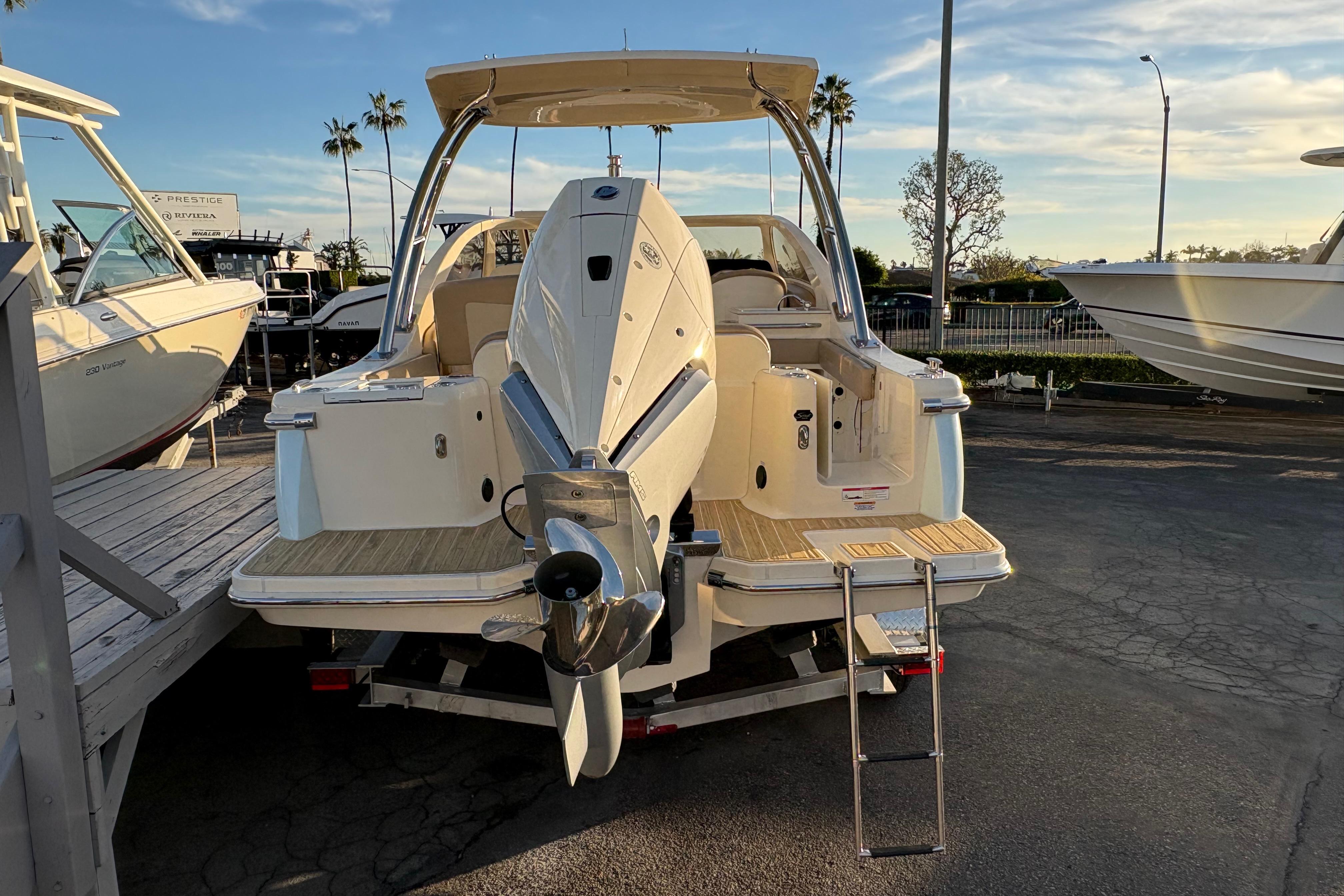 2024 Scout 240 Dorado #TBJM311 inventory image at Sun Country Marine Group, Newport Beach