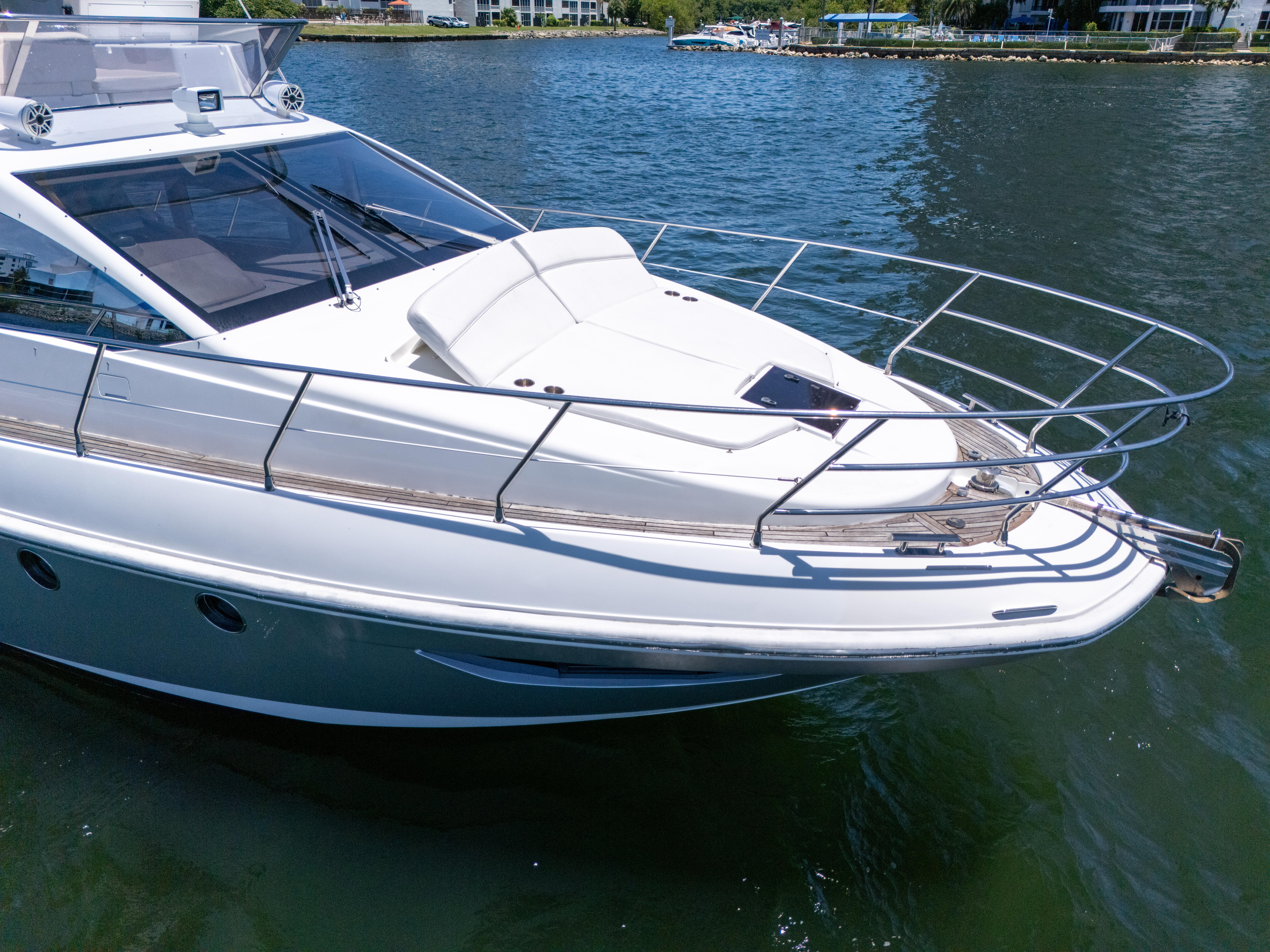 2013-azimut-45-flybridge-power-9814028-982907621-0-170620250936-6