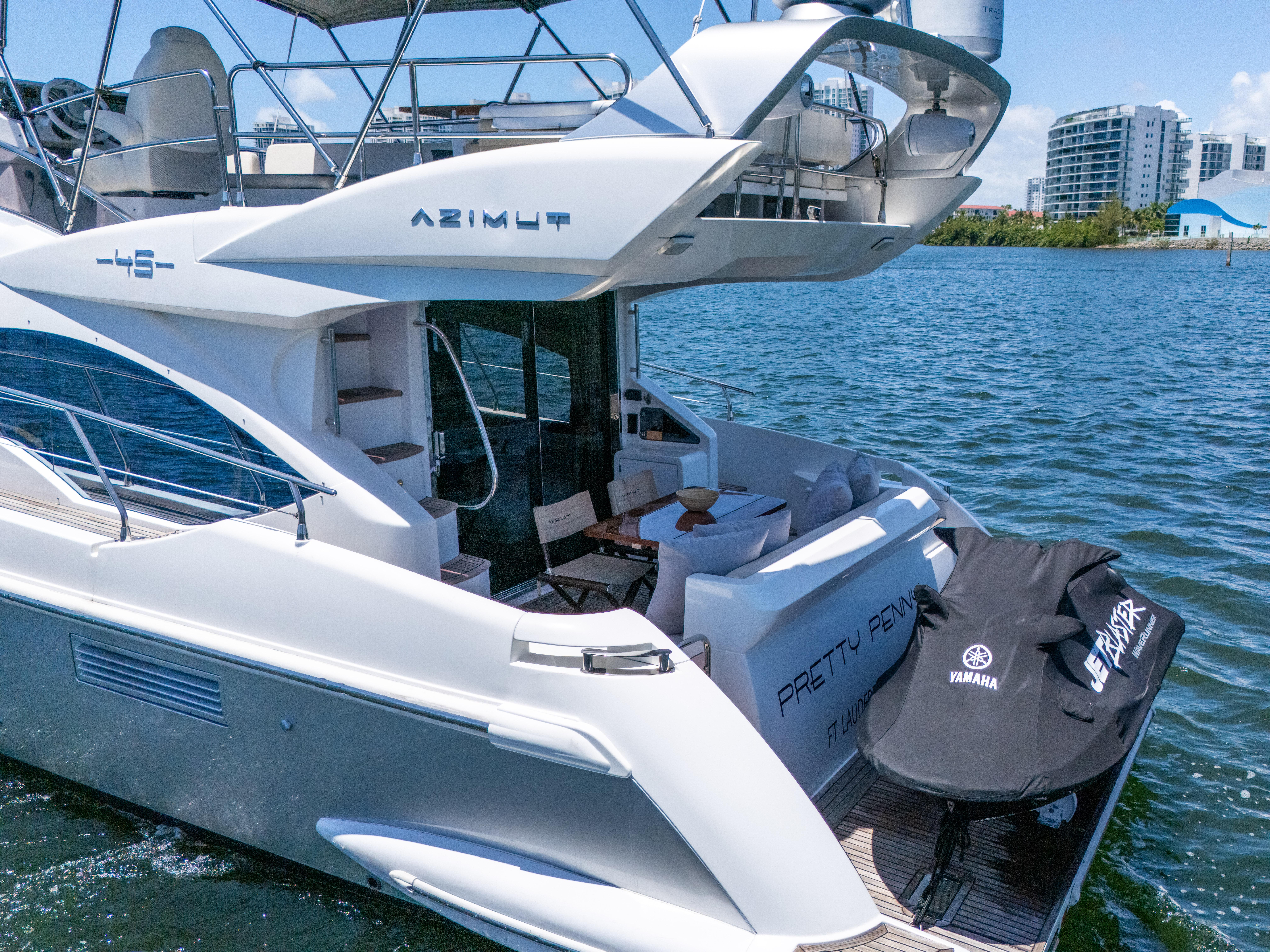 2013-azimut-45-flybridge-power-9814028-982907630-0-170620250935-3