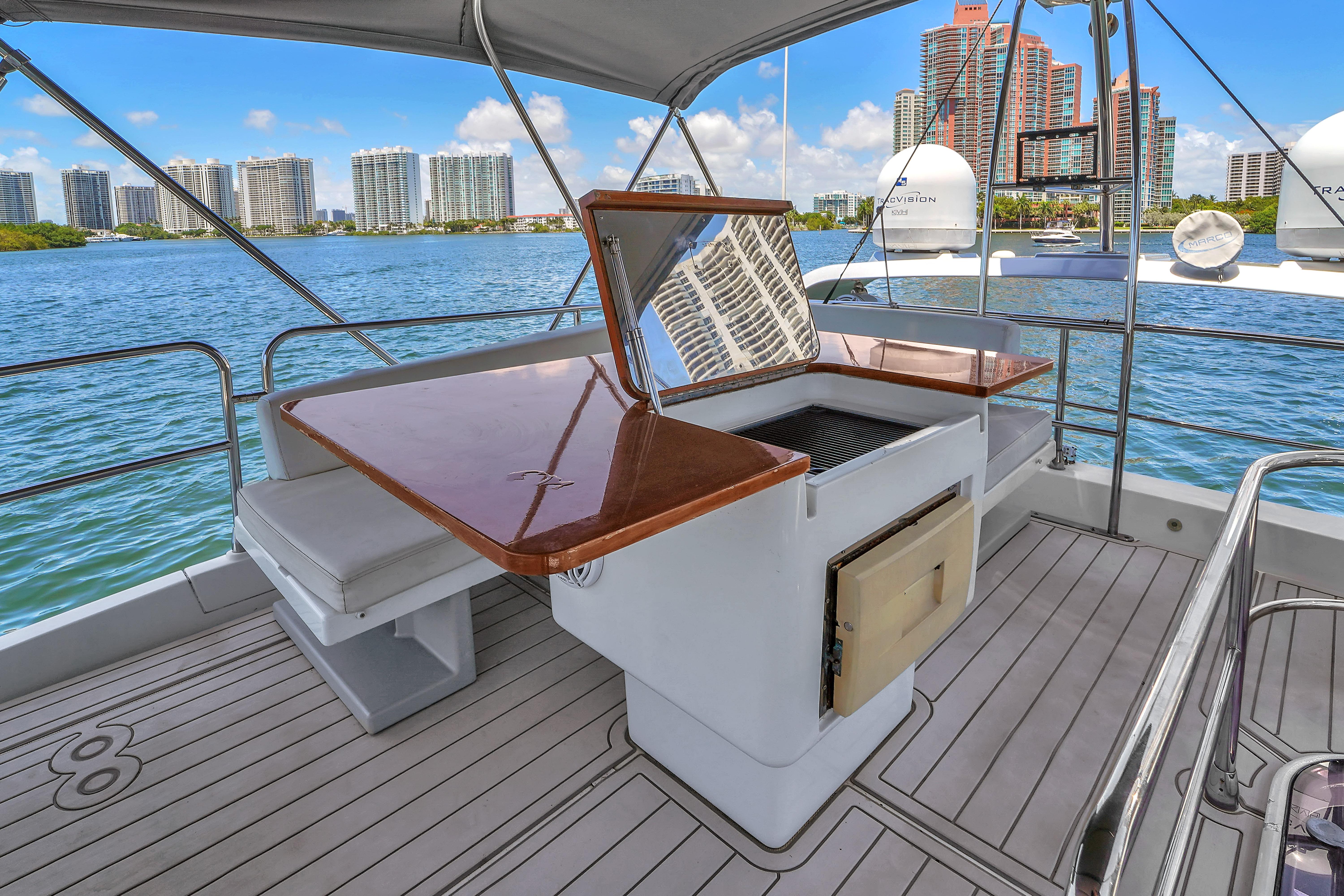 2013-azimut-45-flybridge-power-9814028-982907728-0-170620251010-90