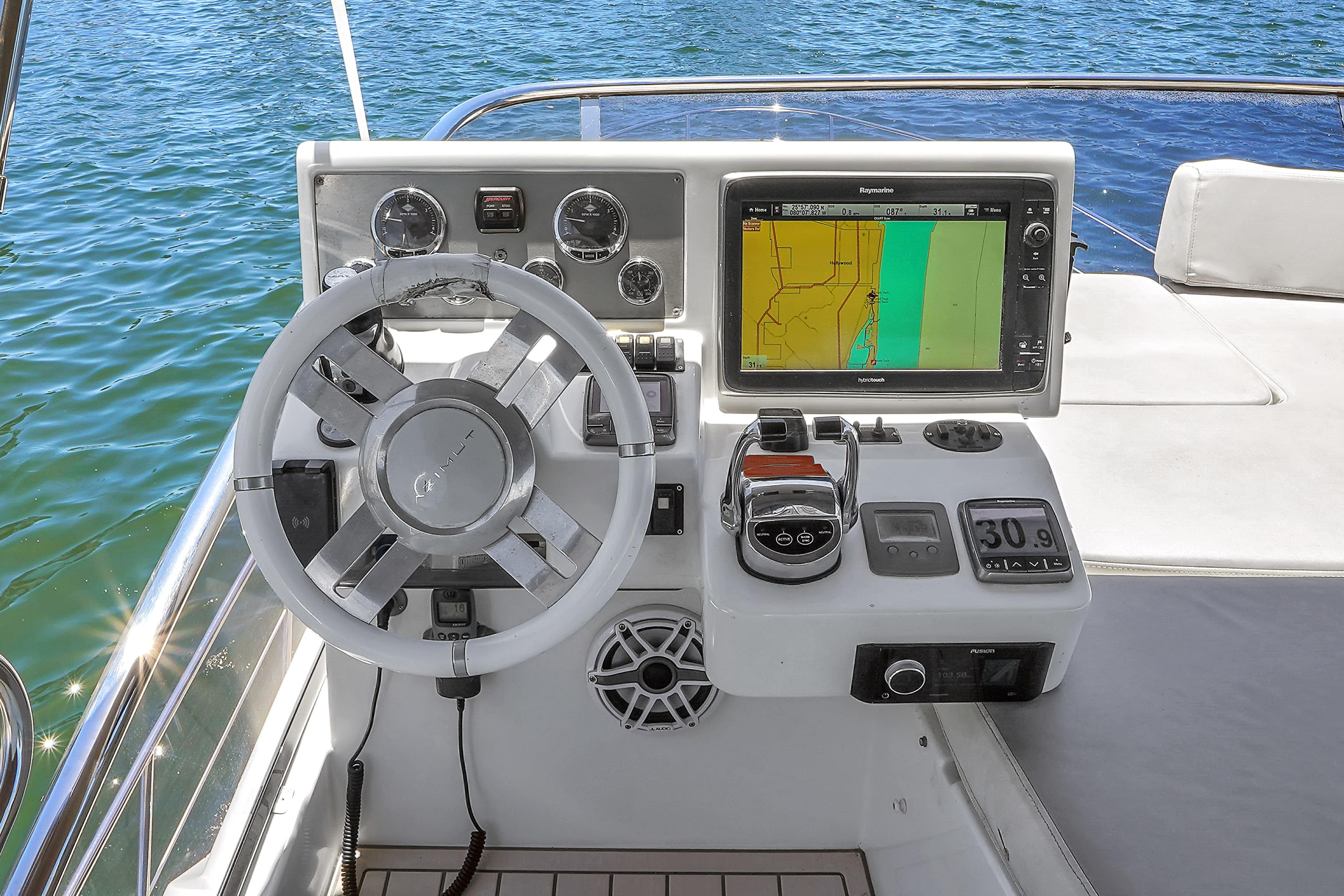 2013-azimut-45-flybridge-power-9814028-982907752-0-170620251010-88
