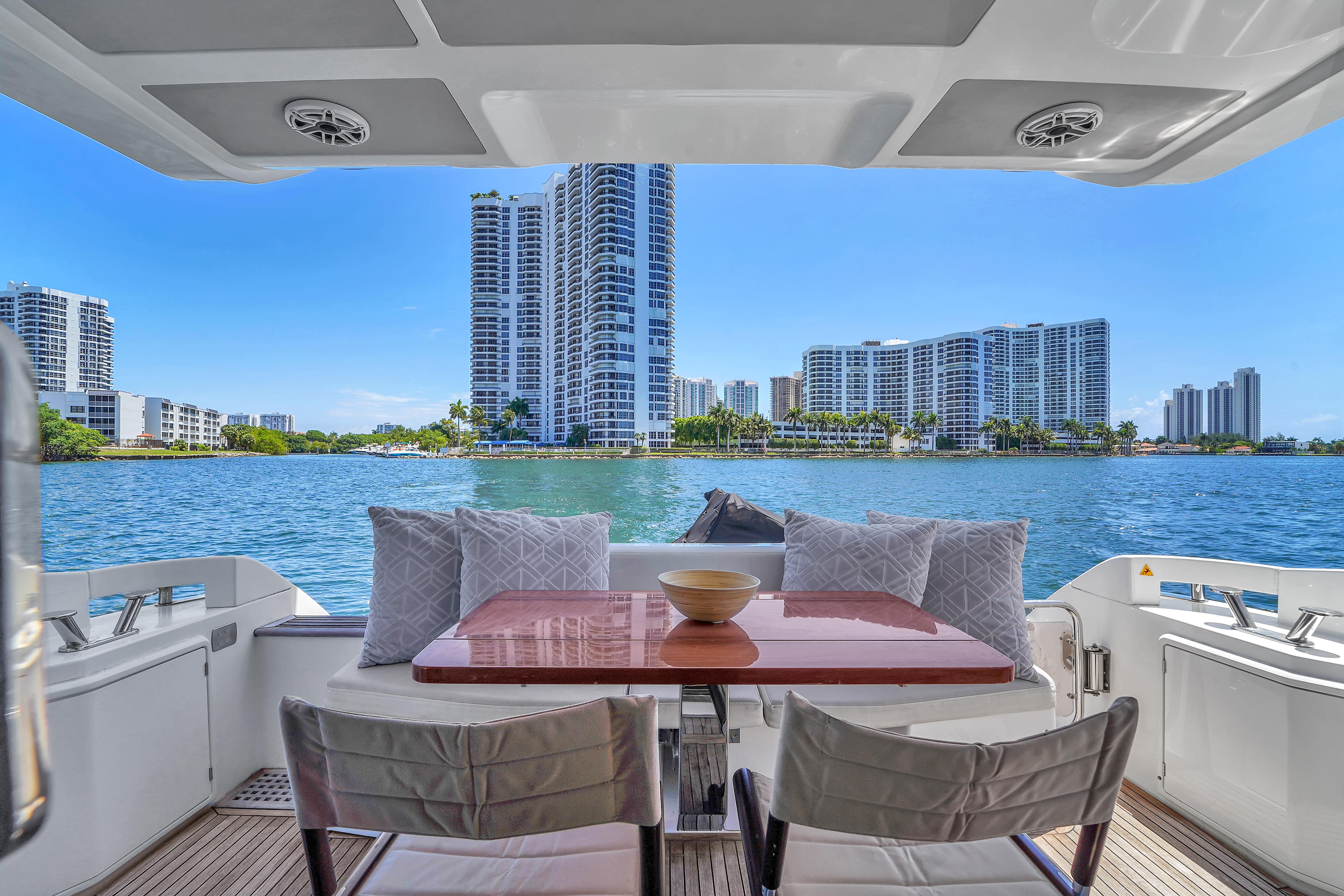 2013-azimut-45-flybridge-power-9814028-982907758-0-170620251005-41