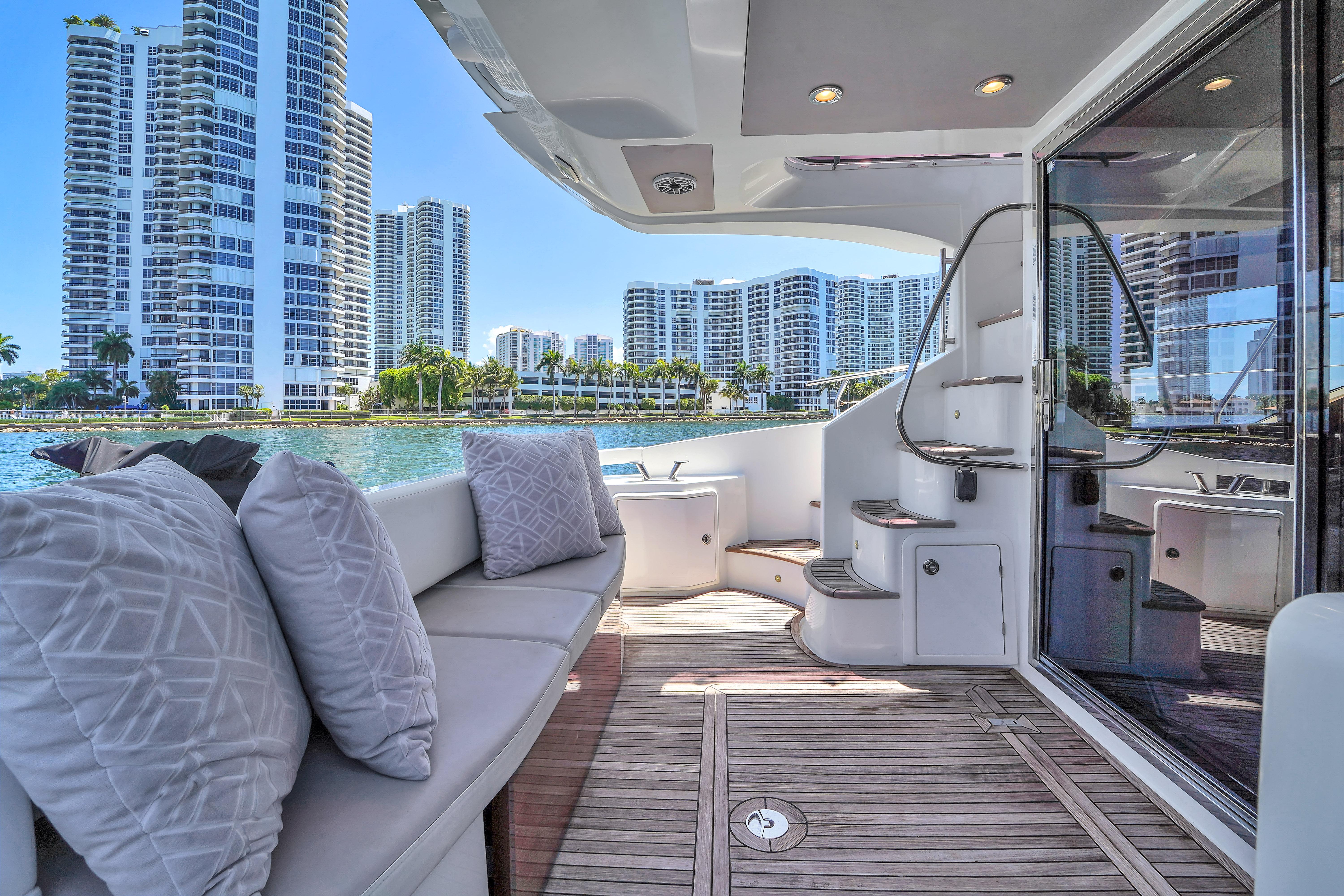 2013-azimut-45-flybridge-power-9814028-982907771-0-170620251005-39