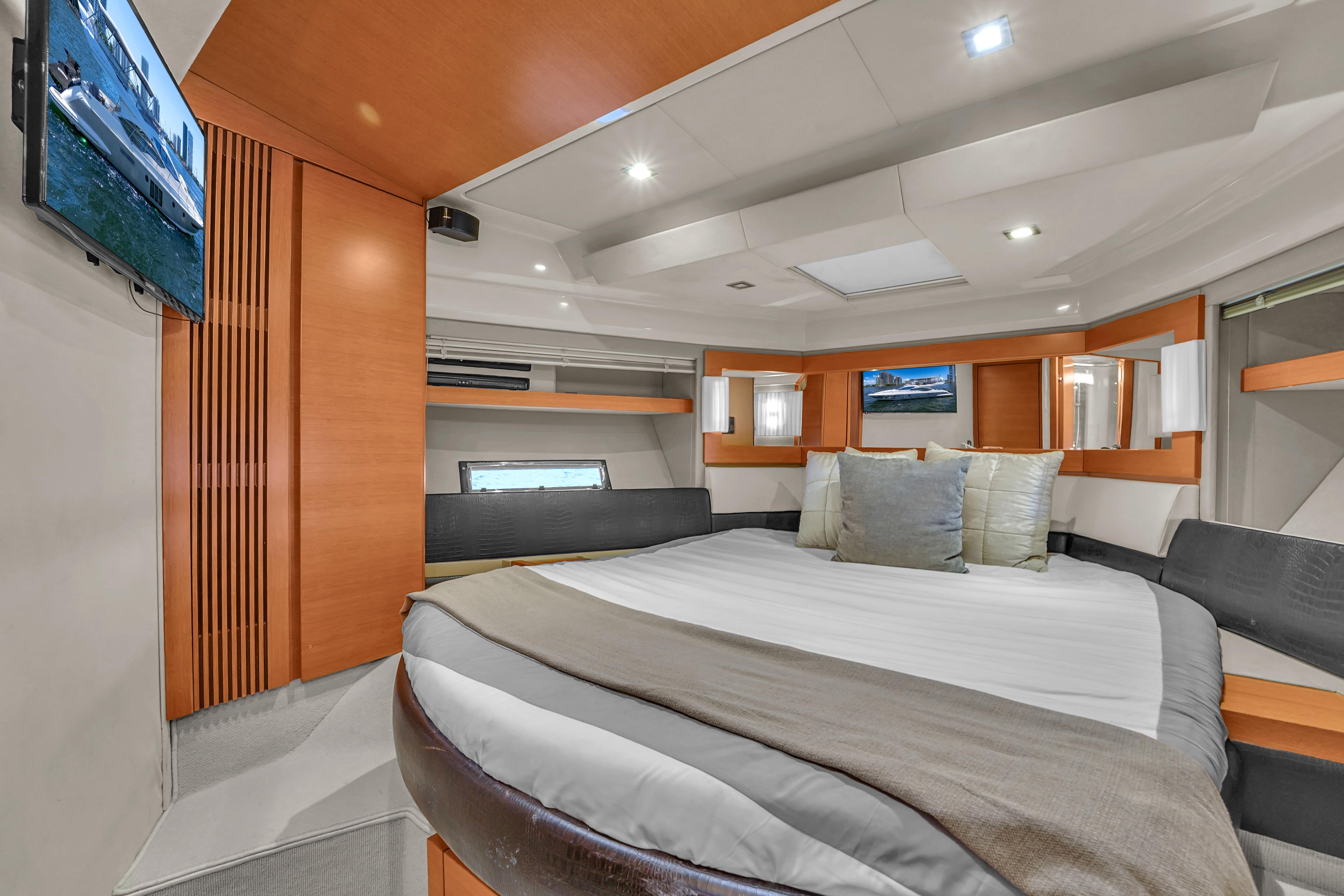 2013-azimut-45-flybridge-power-9814028-982907854-0-170620251008-65