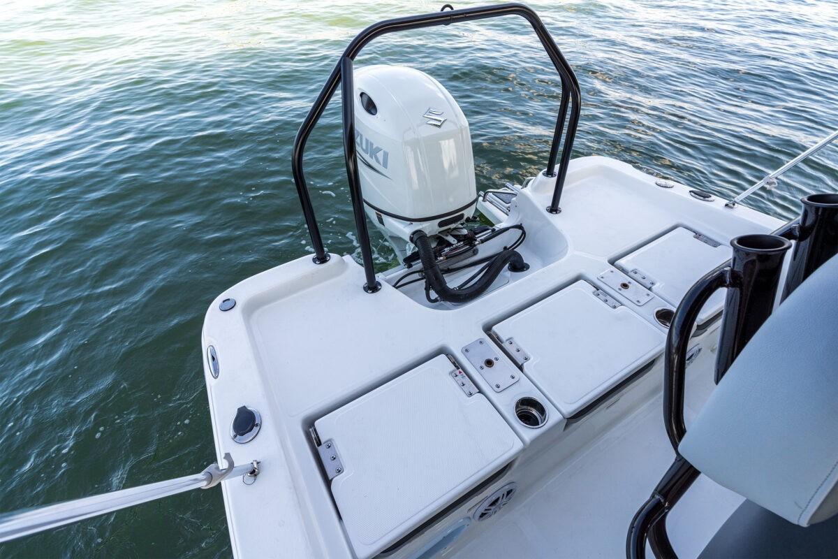 2020 Nauticstar 211 Hybrid-11