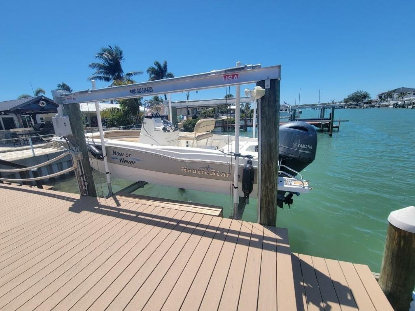 2020 Nauticstar 211 Hybrid-2