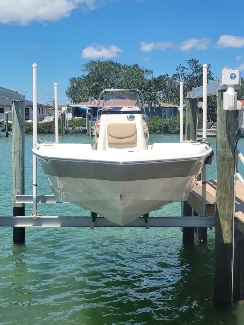 2020 Nauticstar 211 Hybrid-5