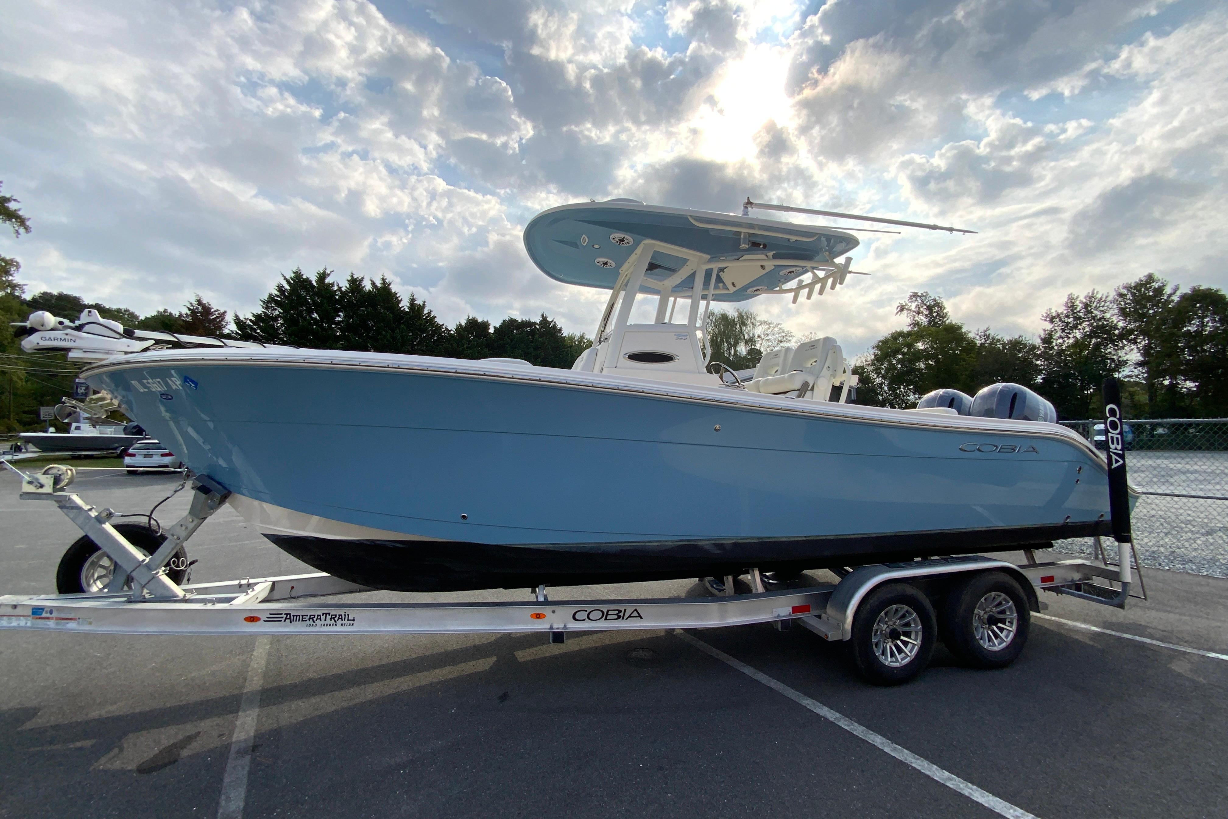 2023 Cobia 262 Center Console-9
