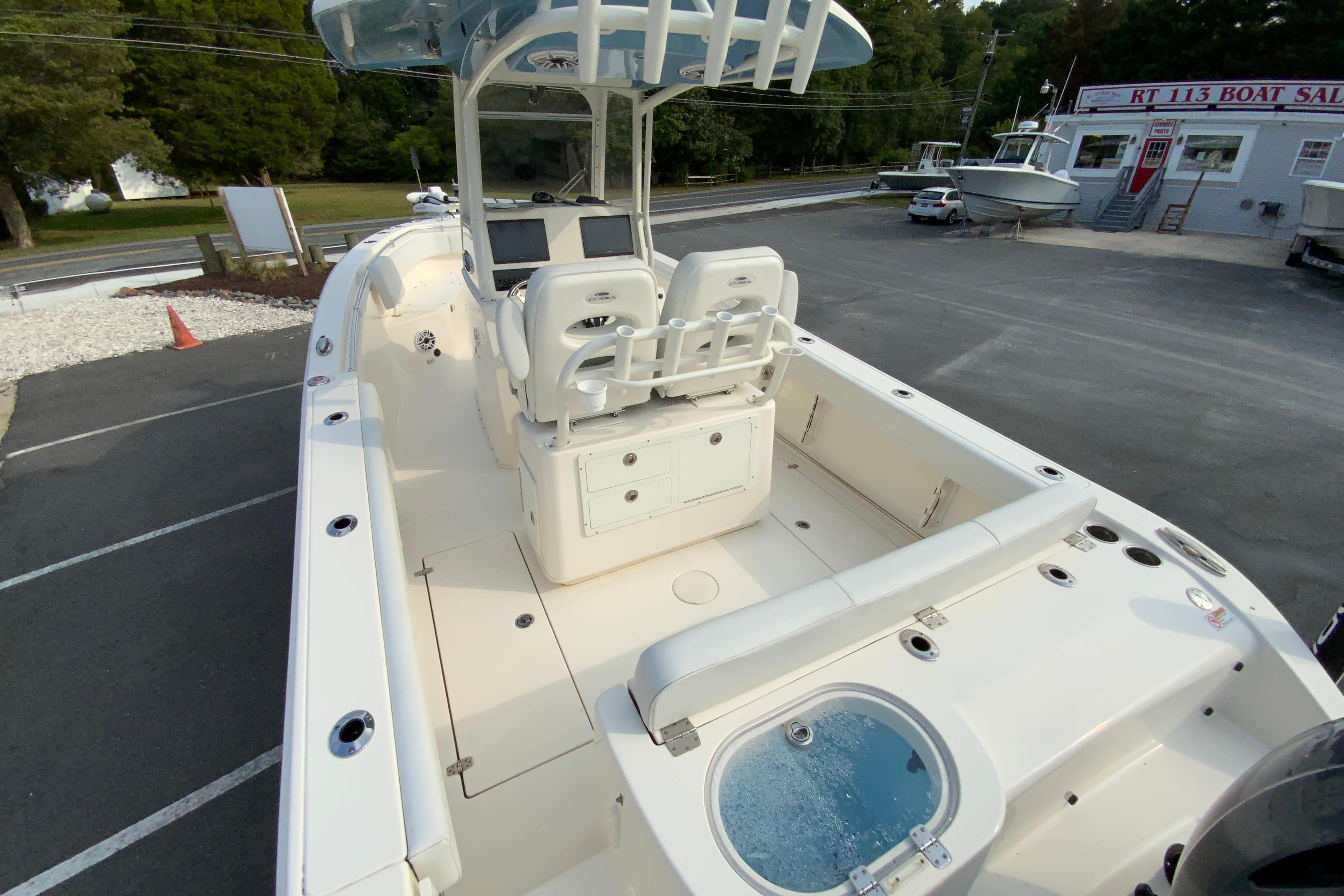 2023 Cobia 262 Center Console-17