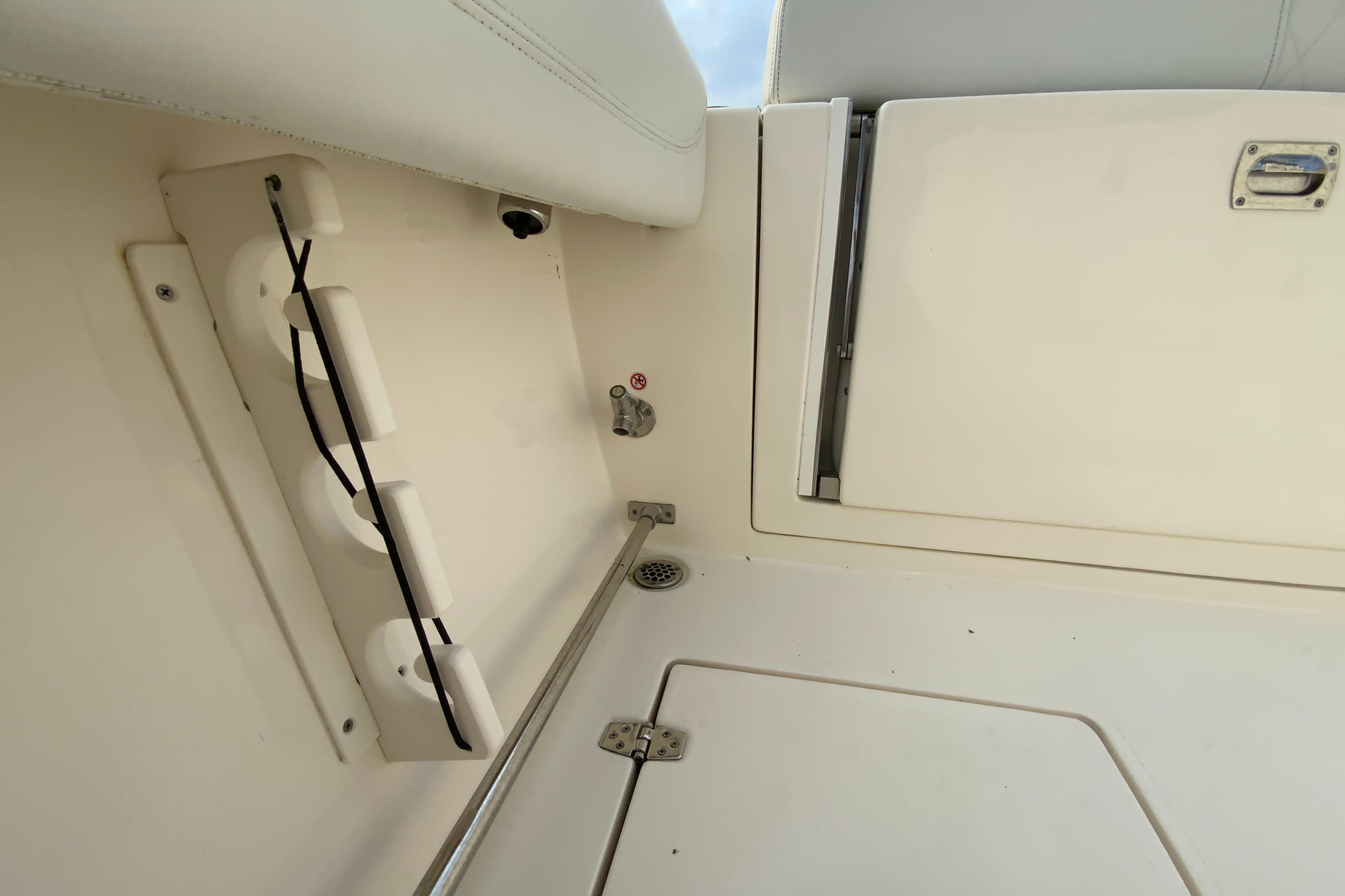 2023 Cobia 262 Center Console-25
