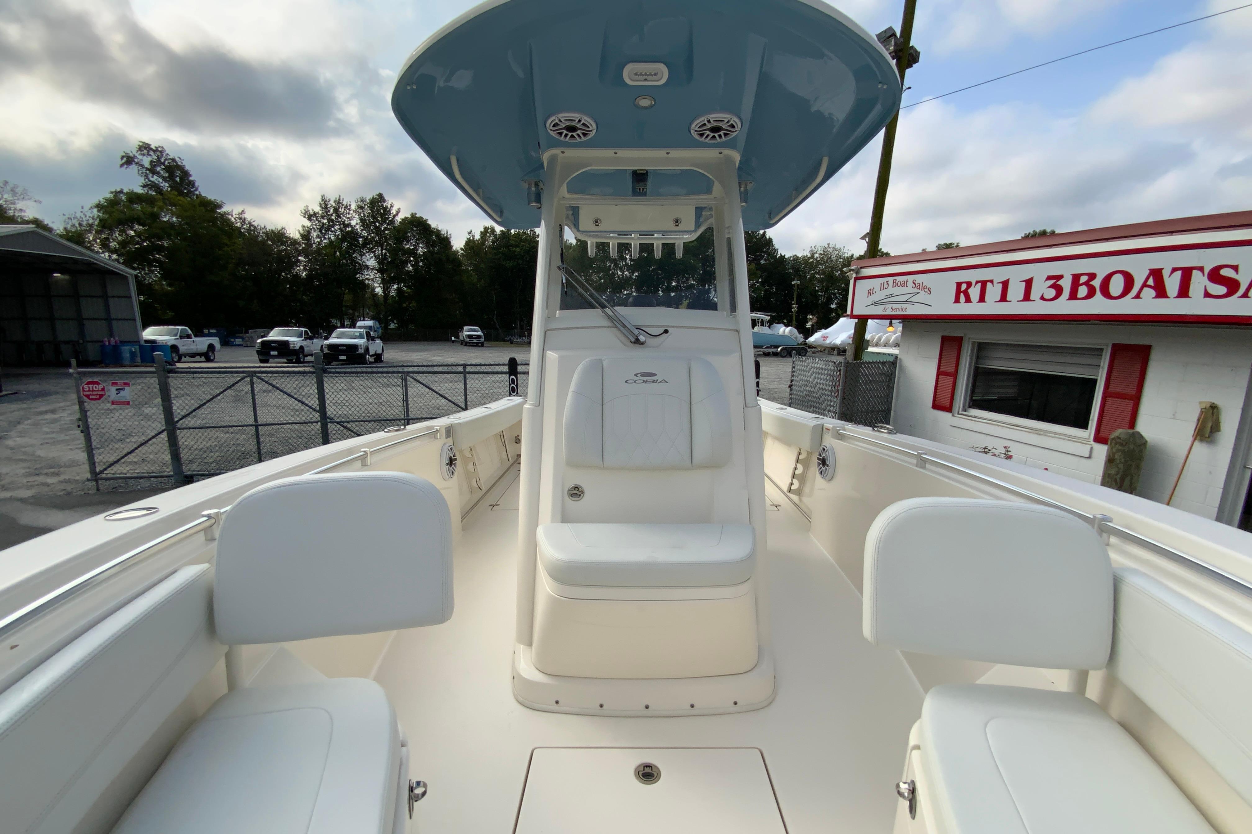 2023 Cobia 262 Center Console-61