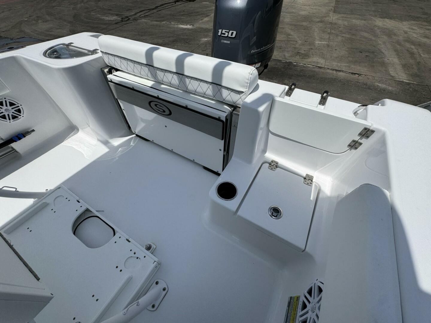 2023 Sportsman 212 open-6