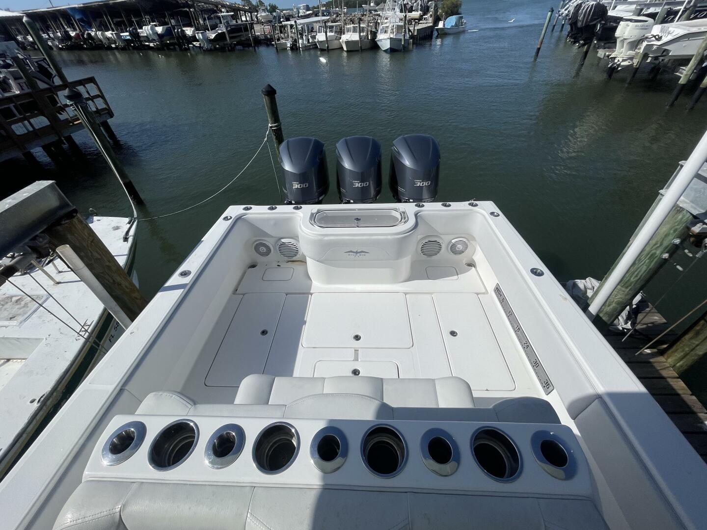 2017 Invincible 36-17