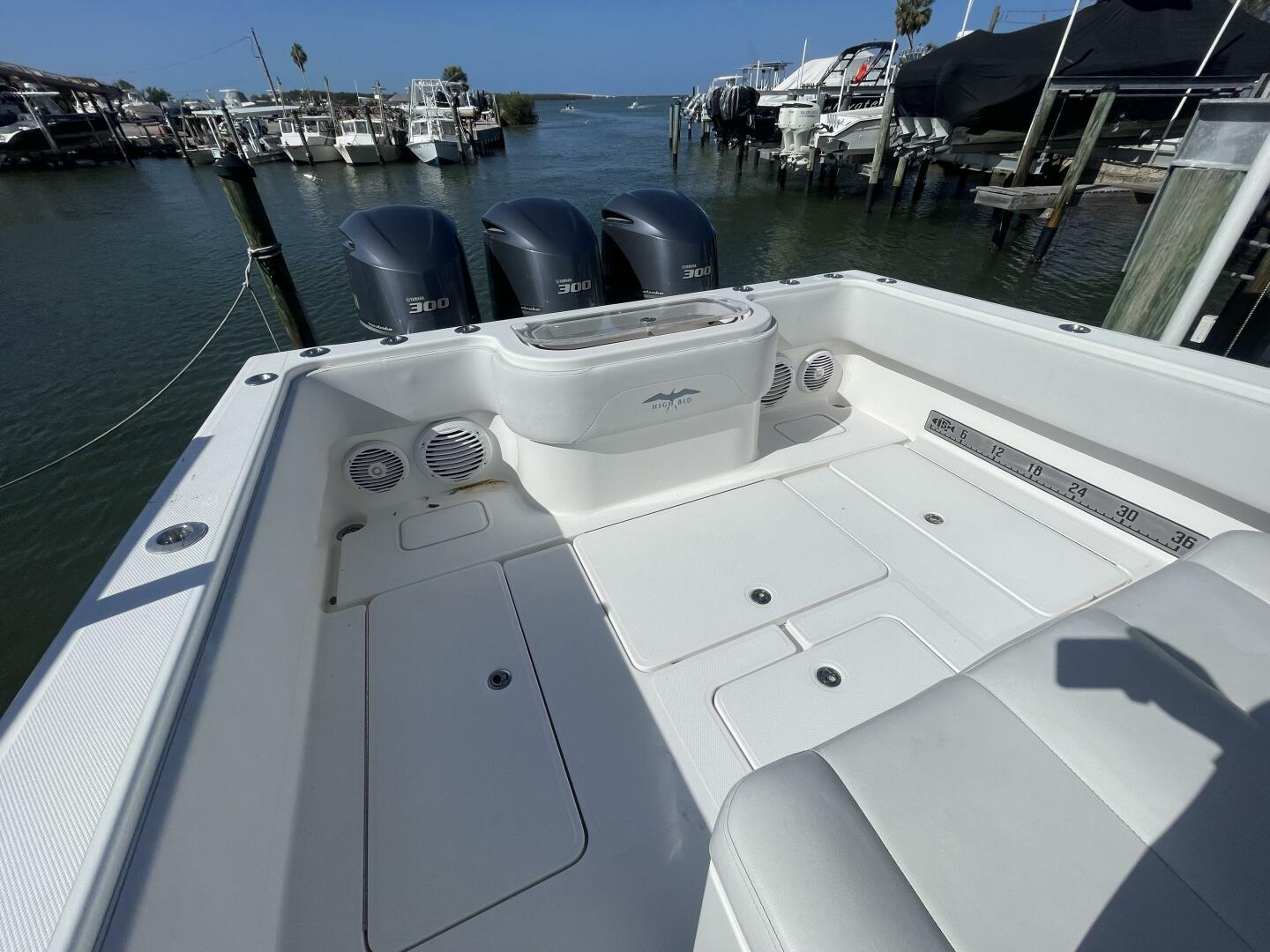 2017 Invincible 36-20