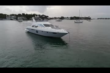 Azimut 62 Evolution video