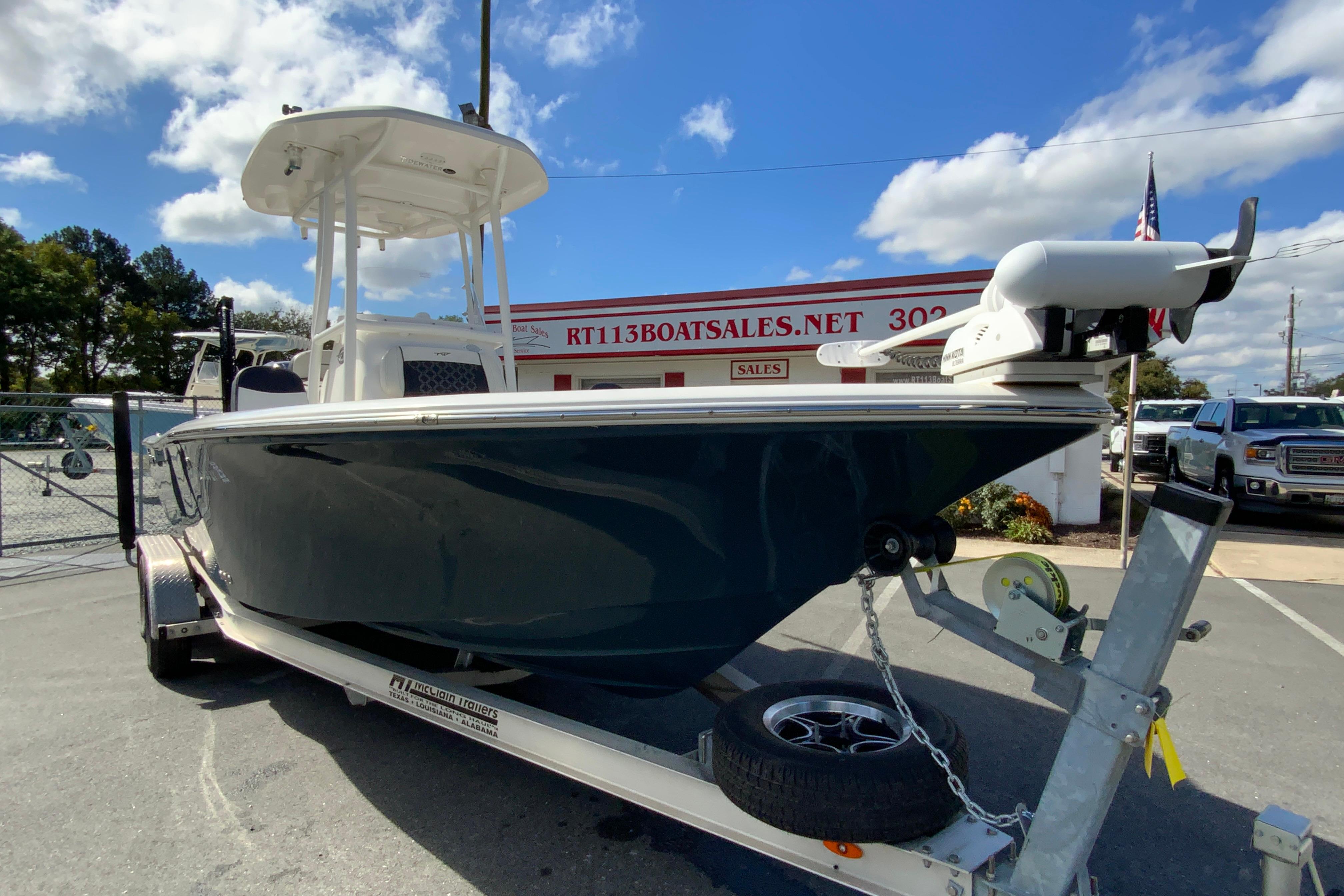 2022 Tidewater 2300 Carolina Bay-3