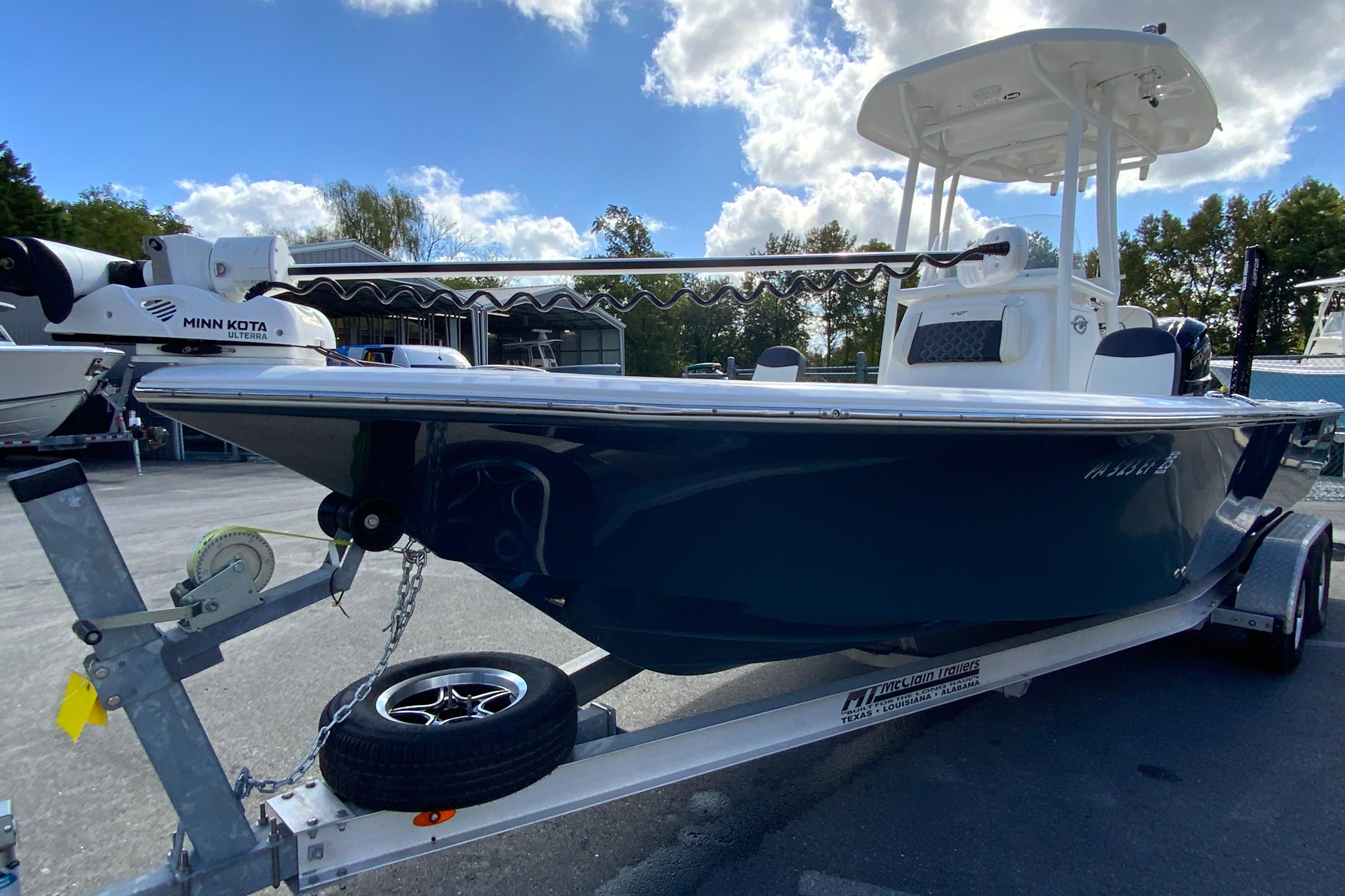 2022 Tidewater 2300 Carolina Bay-5
