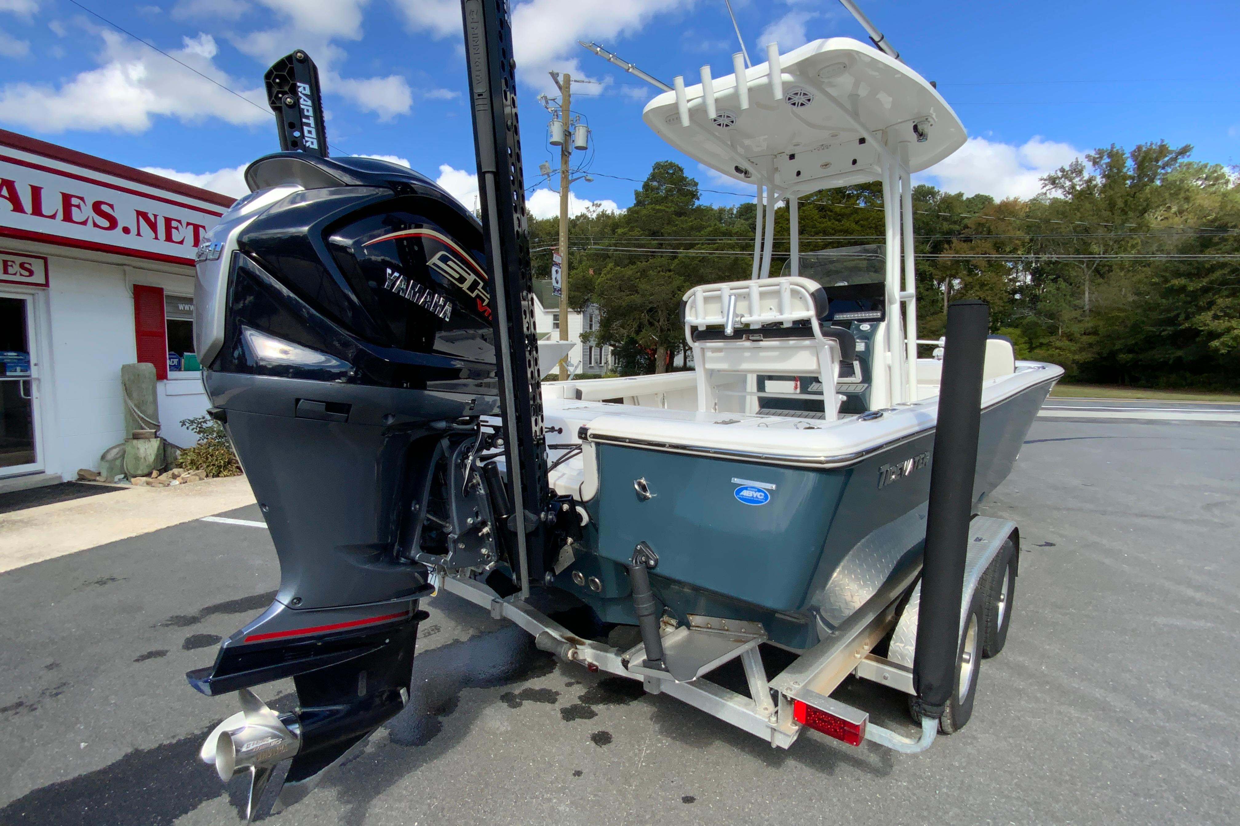 2022 Tidewater 2300 Carolina Bay-10