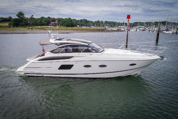 Princess Motor Yacht Sales - Used Princess Yachts V39