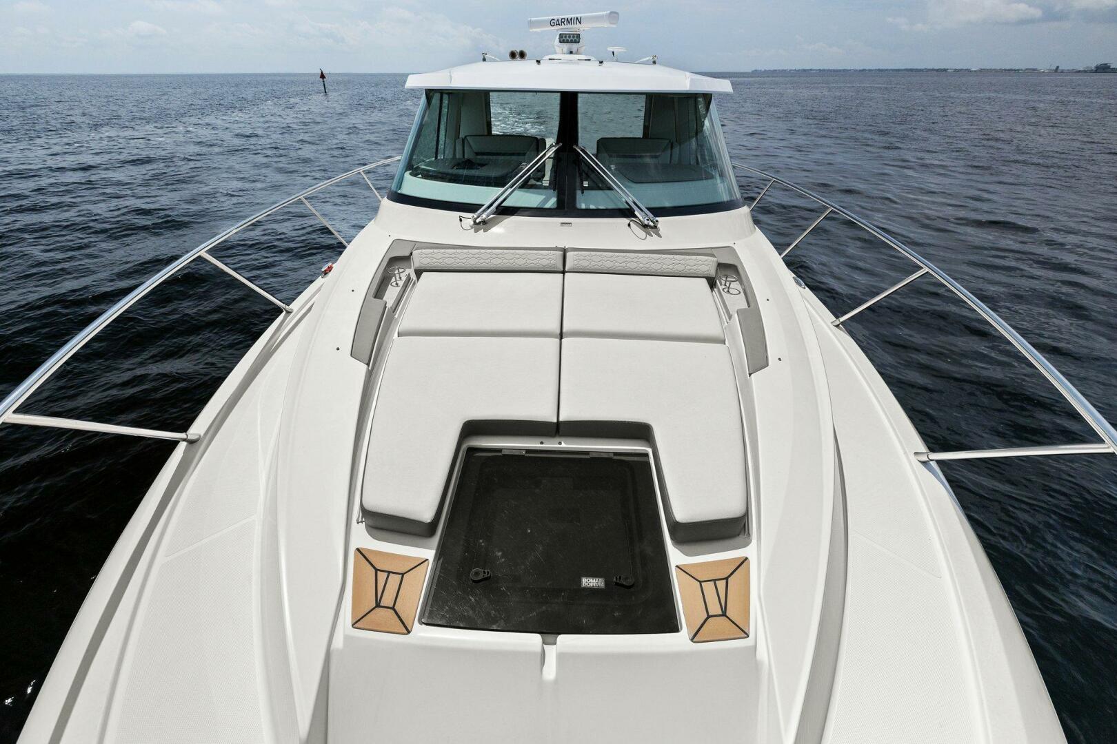 2022 Tiara Yachts 43 