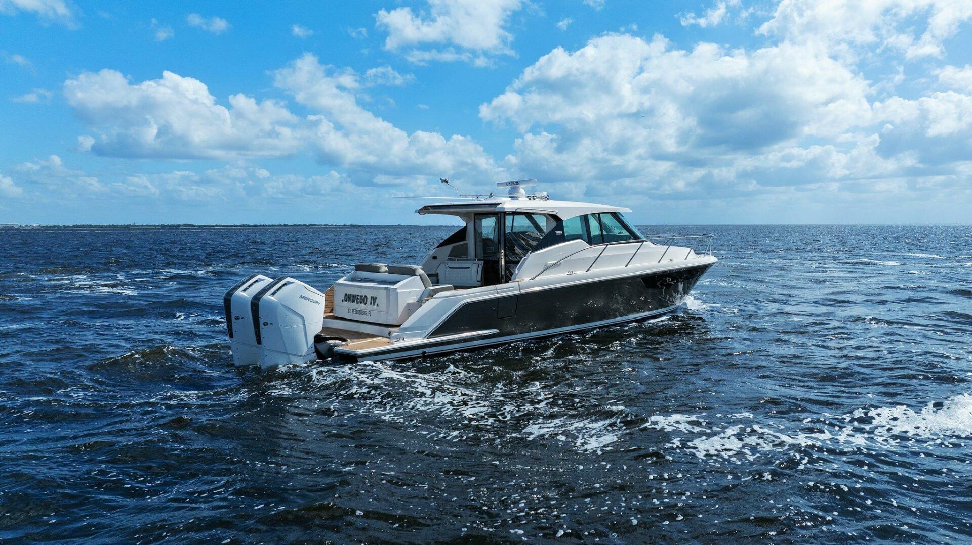 2022 Tiara Yachts 43 