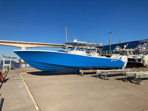 2022 Yellowfin 39 Offshore