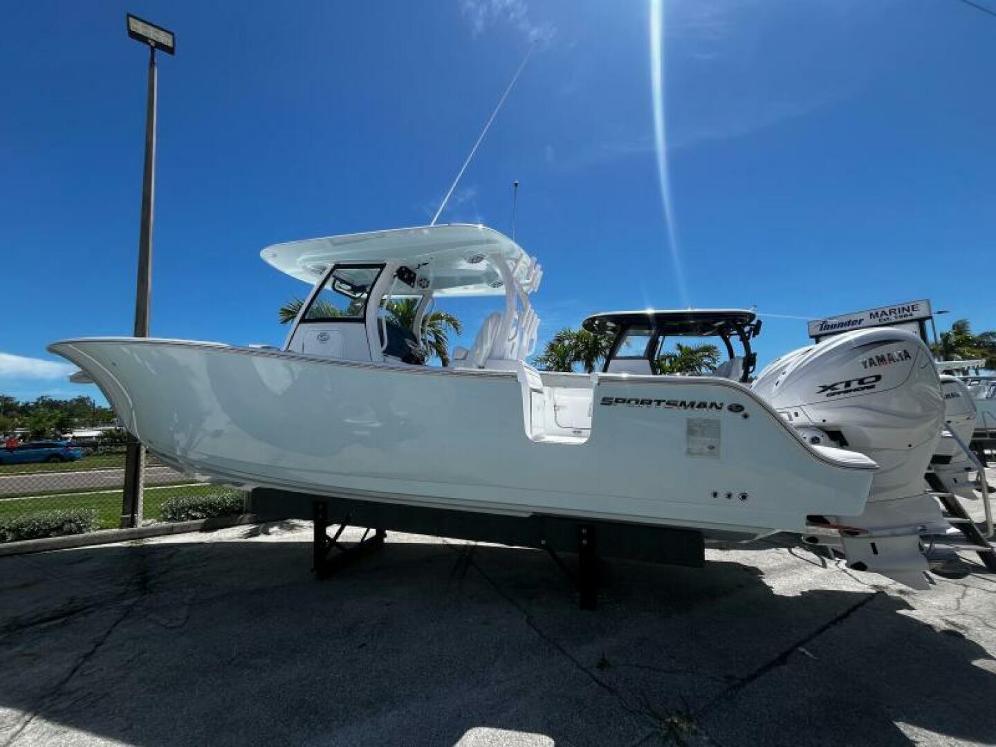 2025 Sportsman 322 Open-2