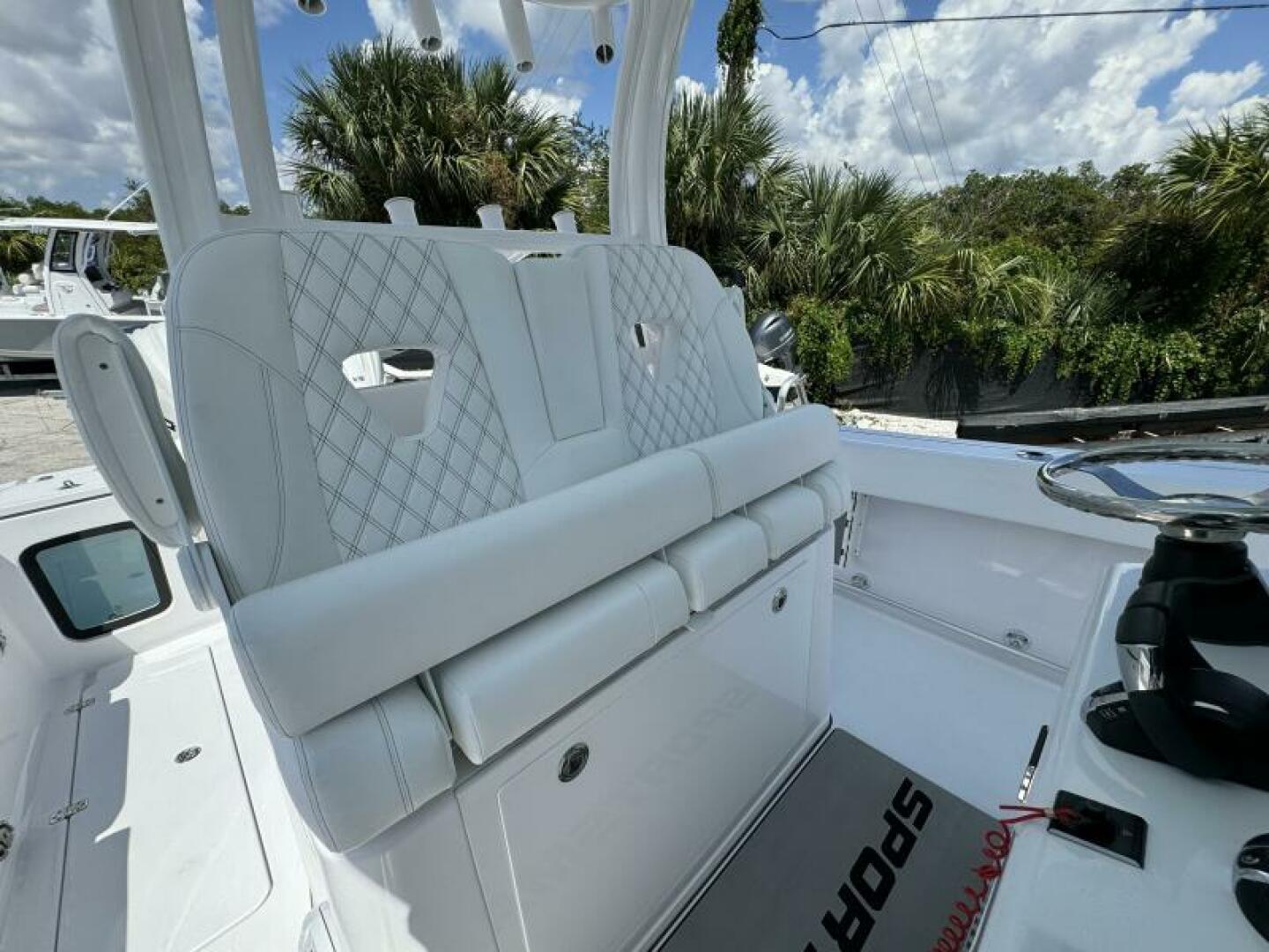 2025 Sportsman 322 Open-8