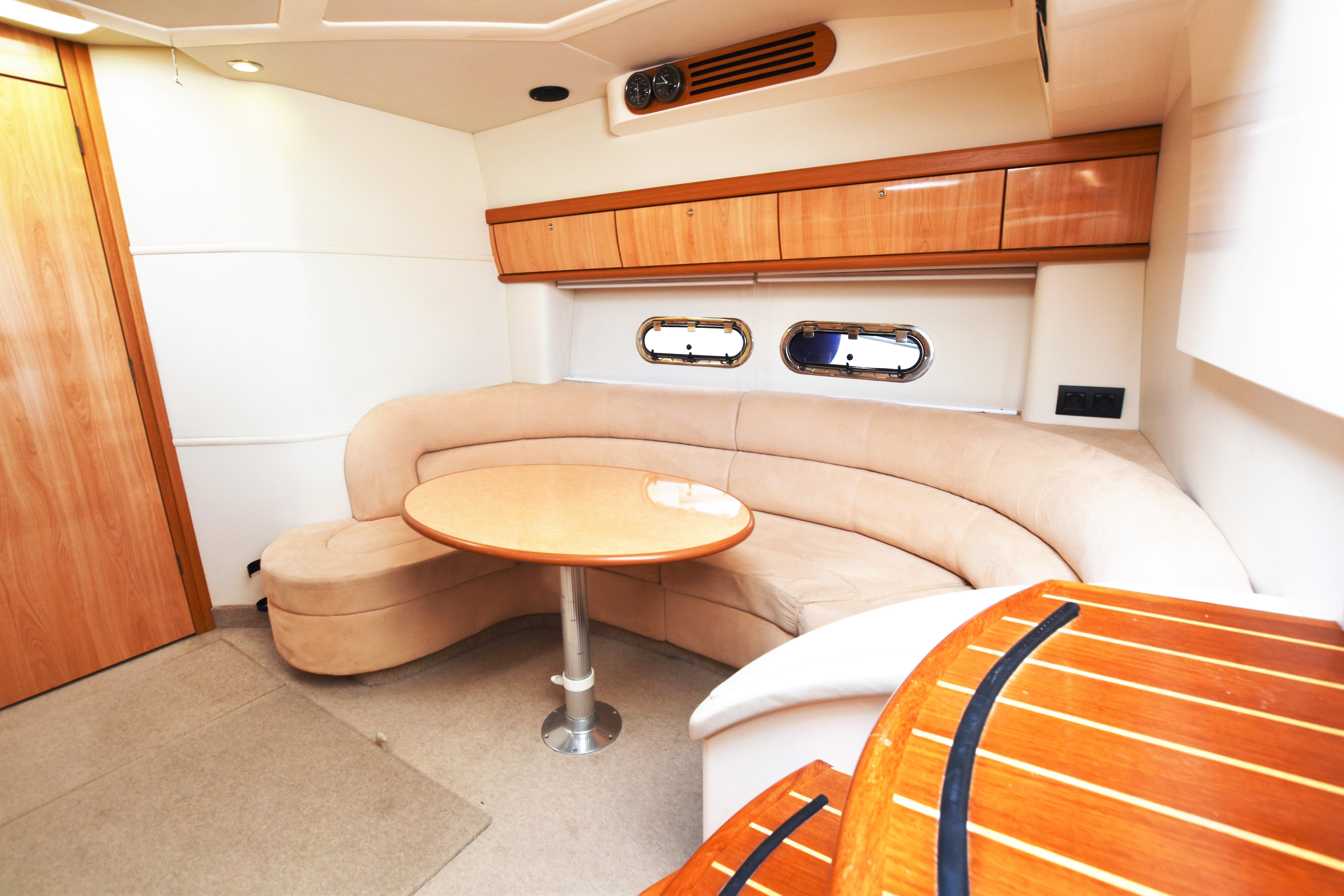 Sealine S41 style=
